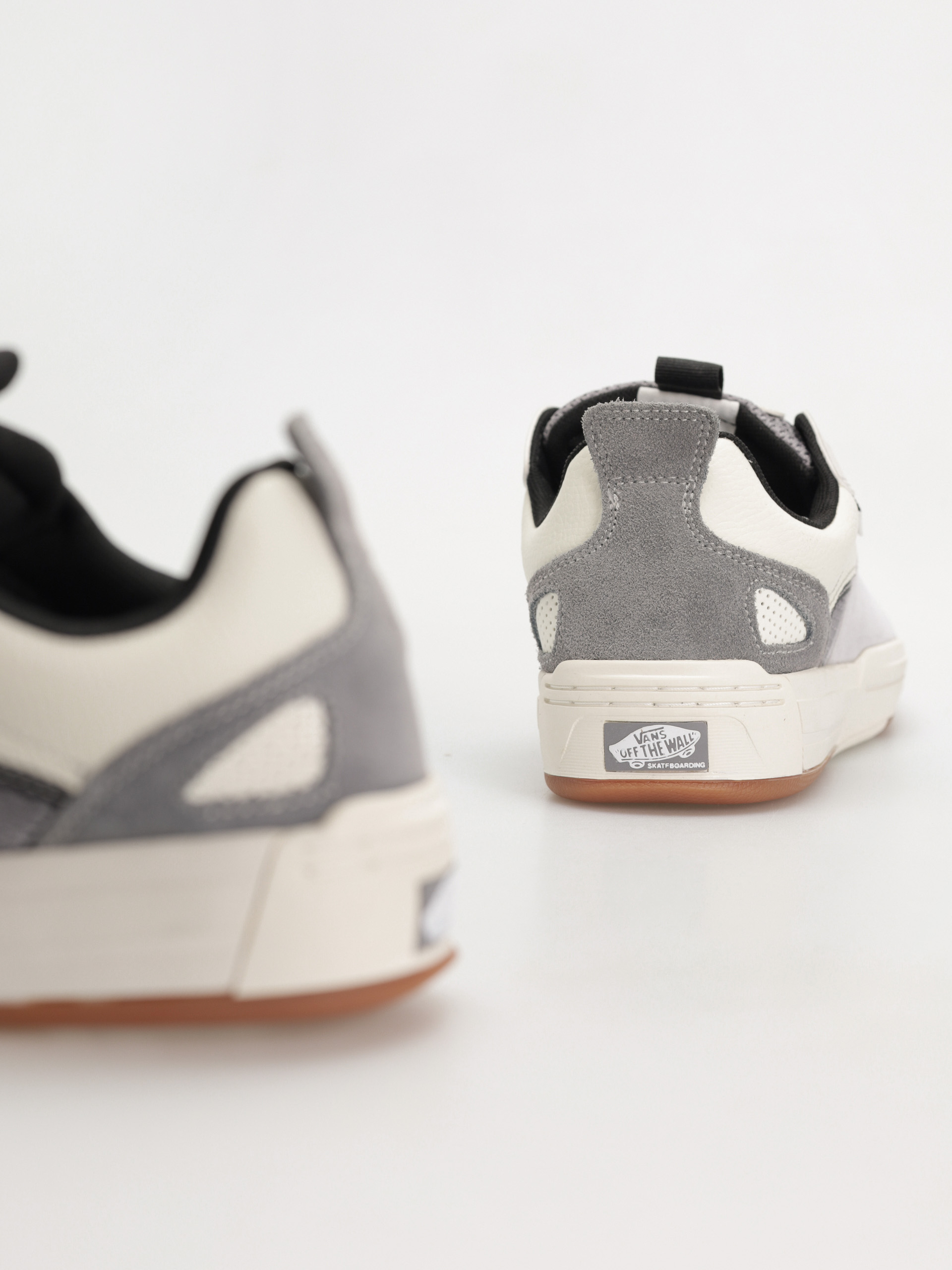 Обувки Vans Skate Mixxa (frost gray)