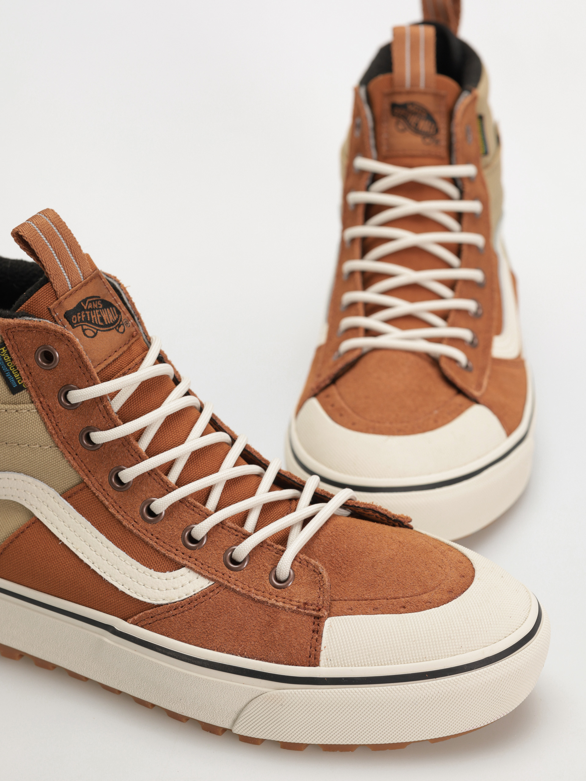 Обувки Vans Sk8 Hi Waterproof MTE (glazed ginger/marshmallow)