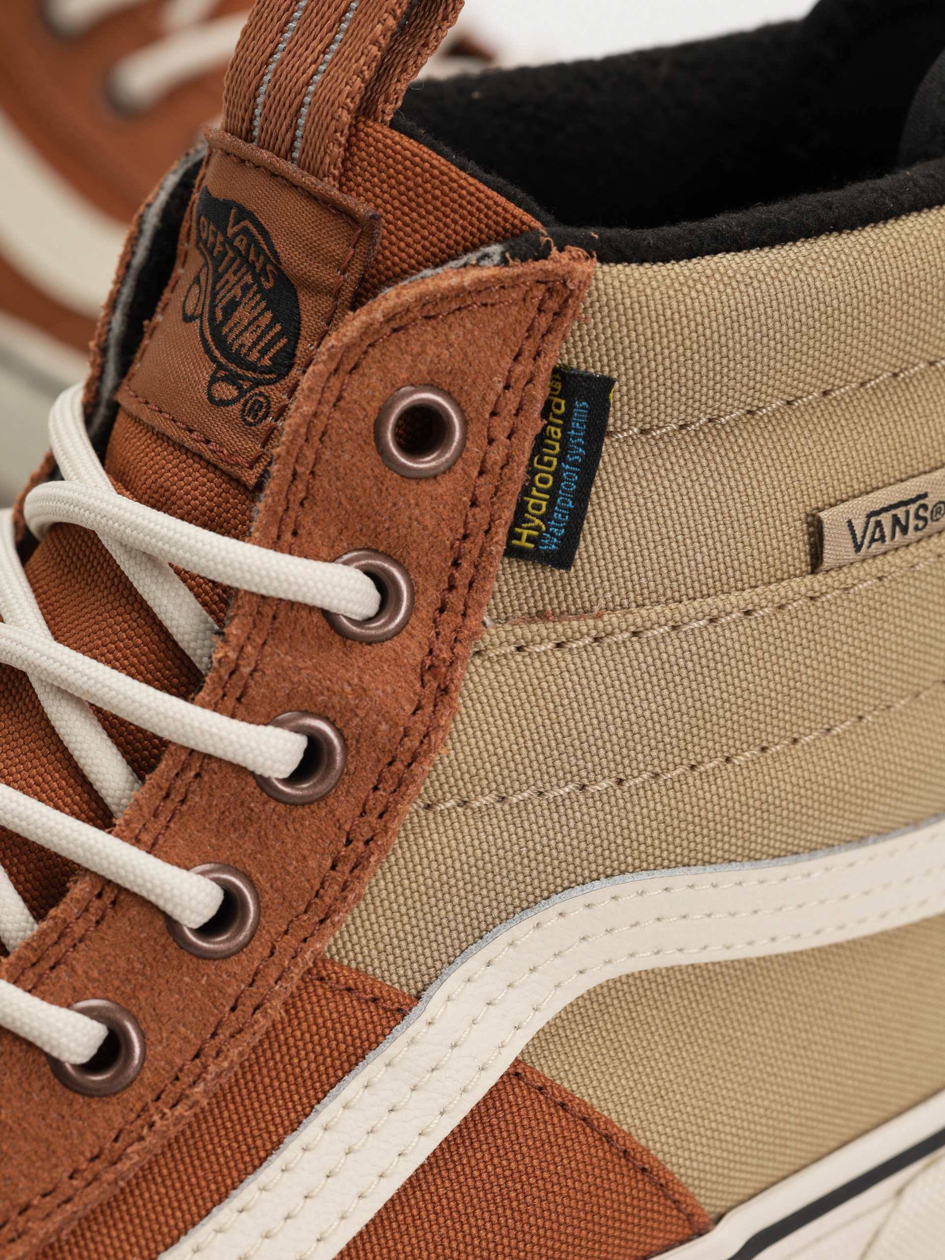 Обувки Vans Sk8 Hi Waterproof MTE (glazed ginger/marshmallow)