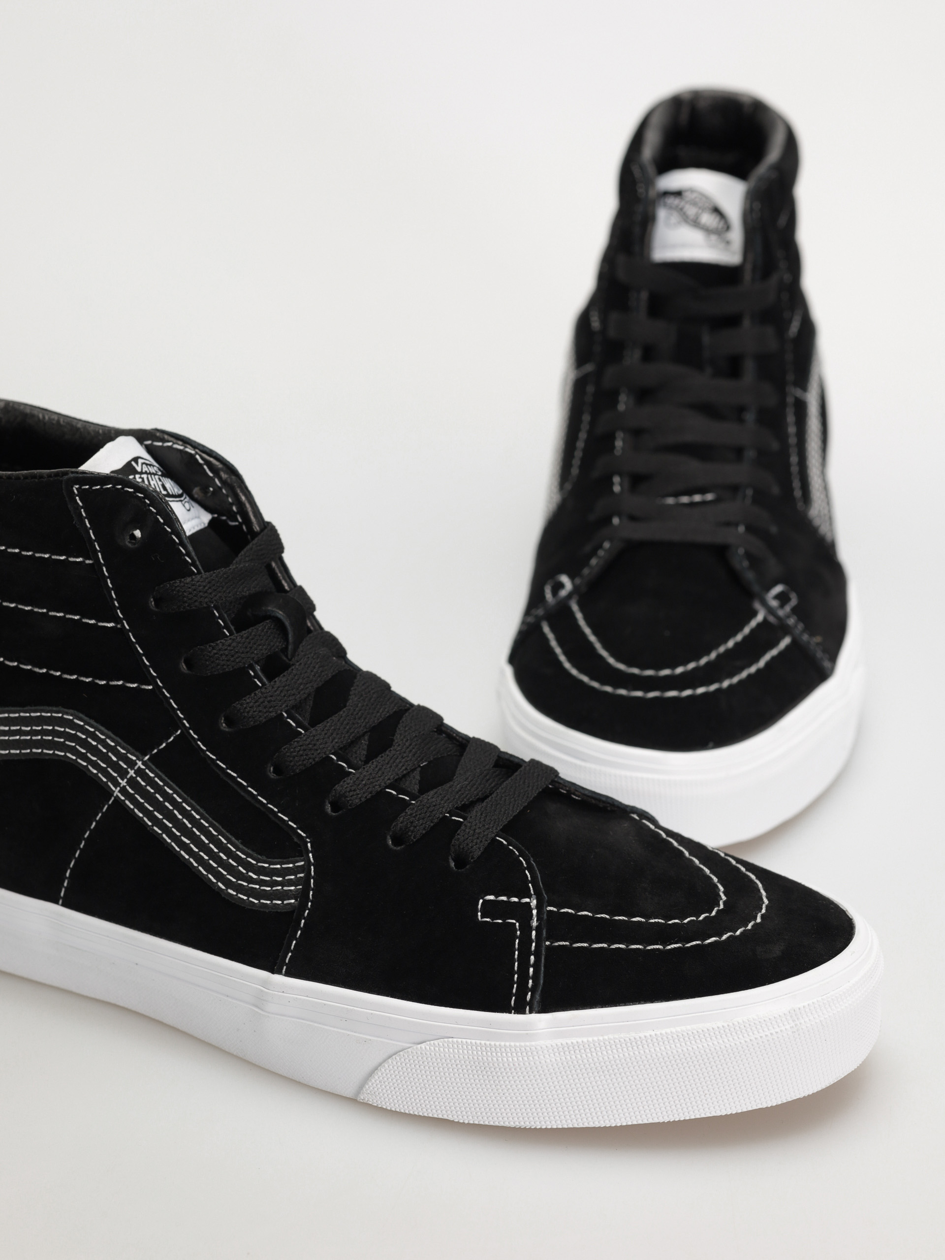Обувки Vans Sk8 Hi (pig suede black)