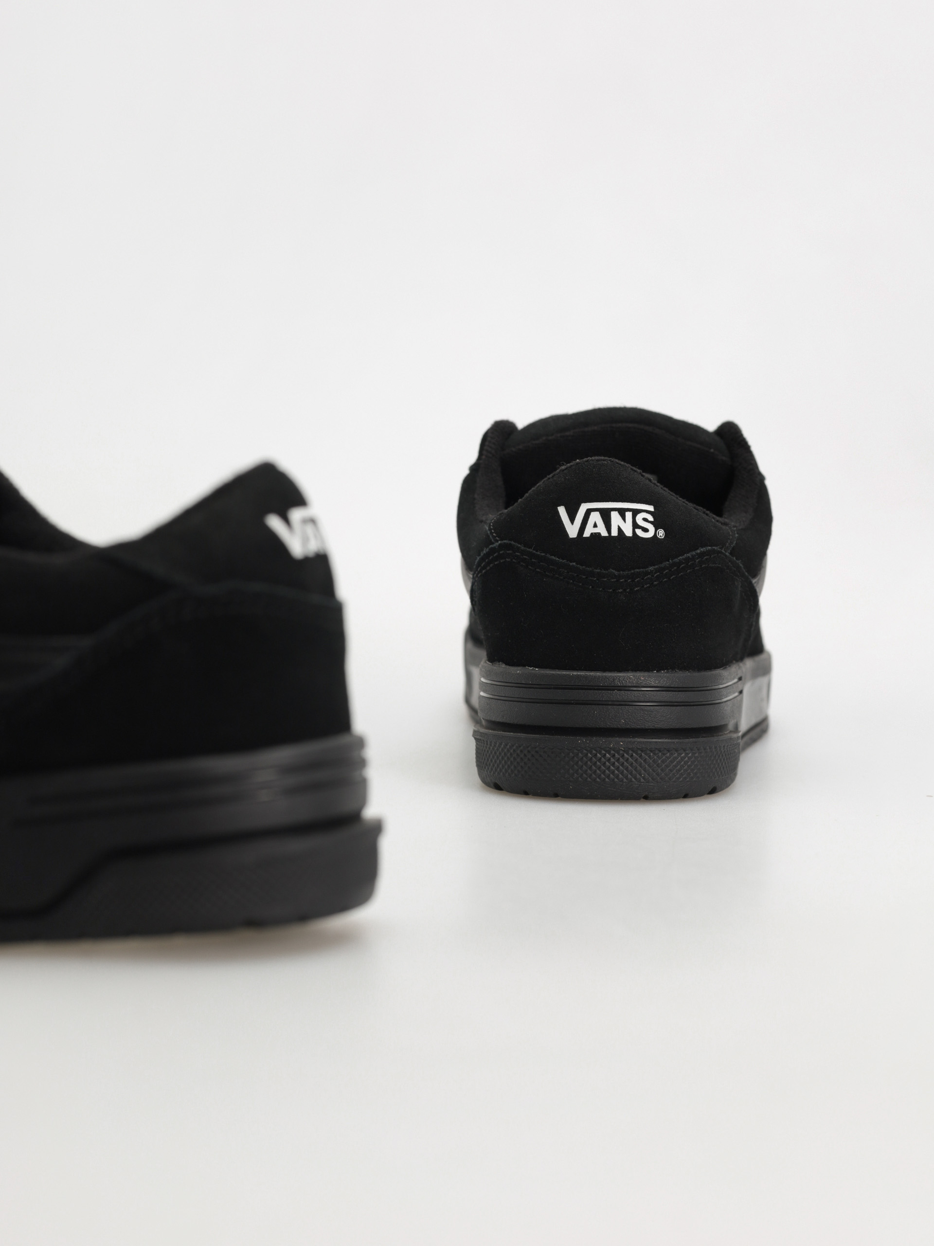 Обувки Vans Hylane (black/black)