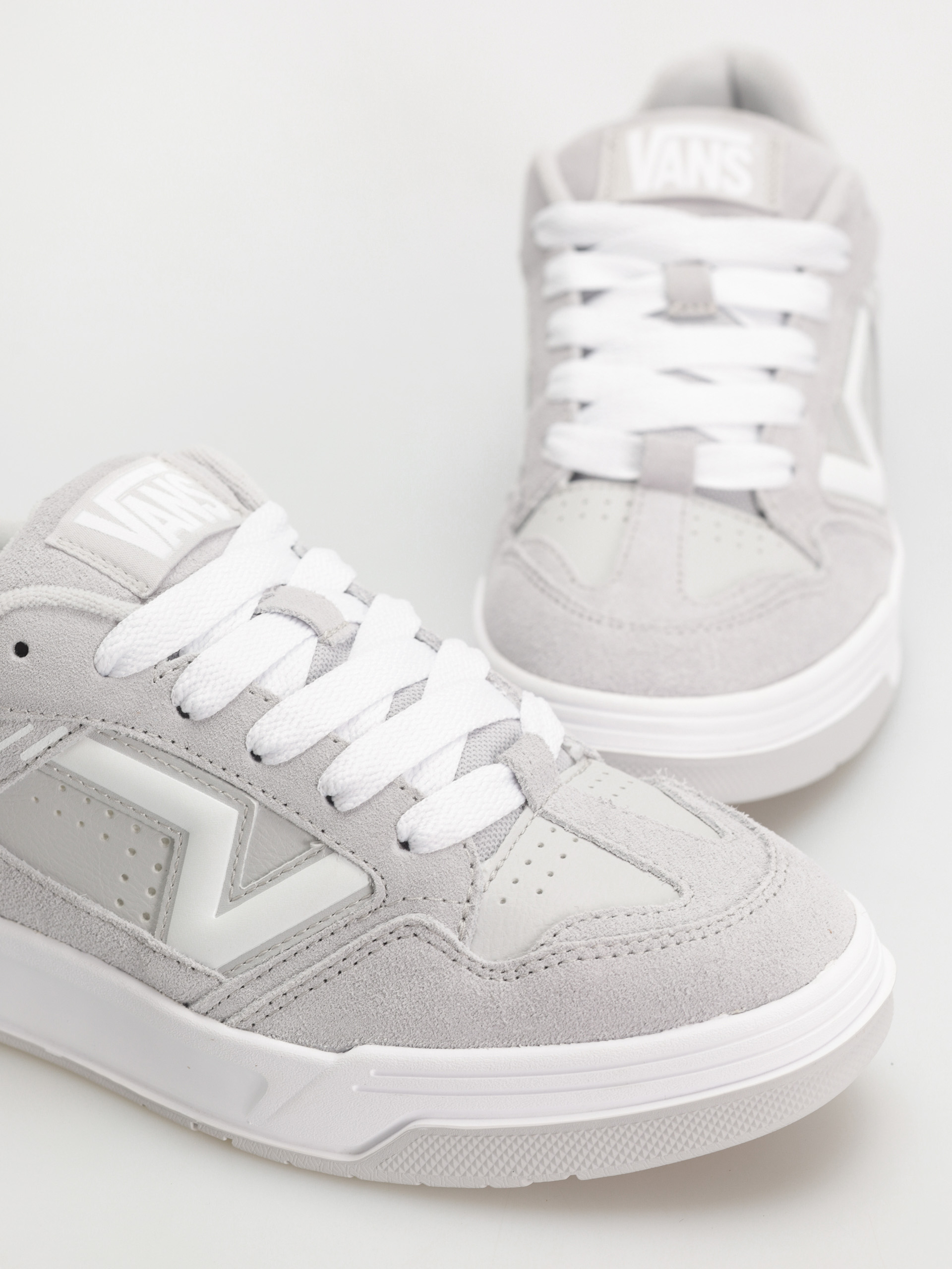 Обувки Vans Upland (gray)