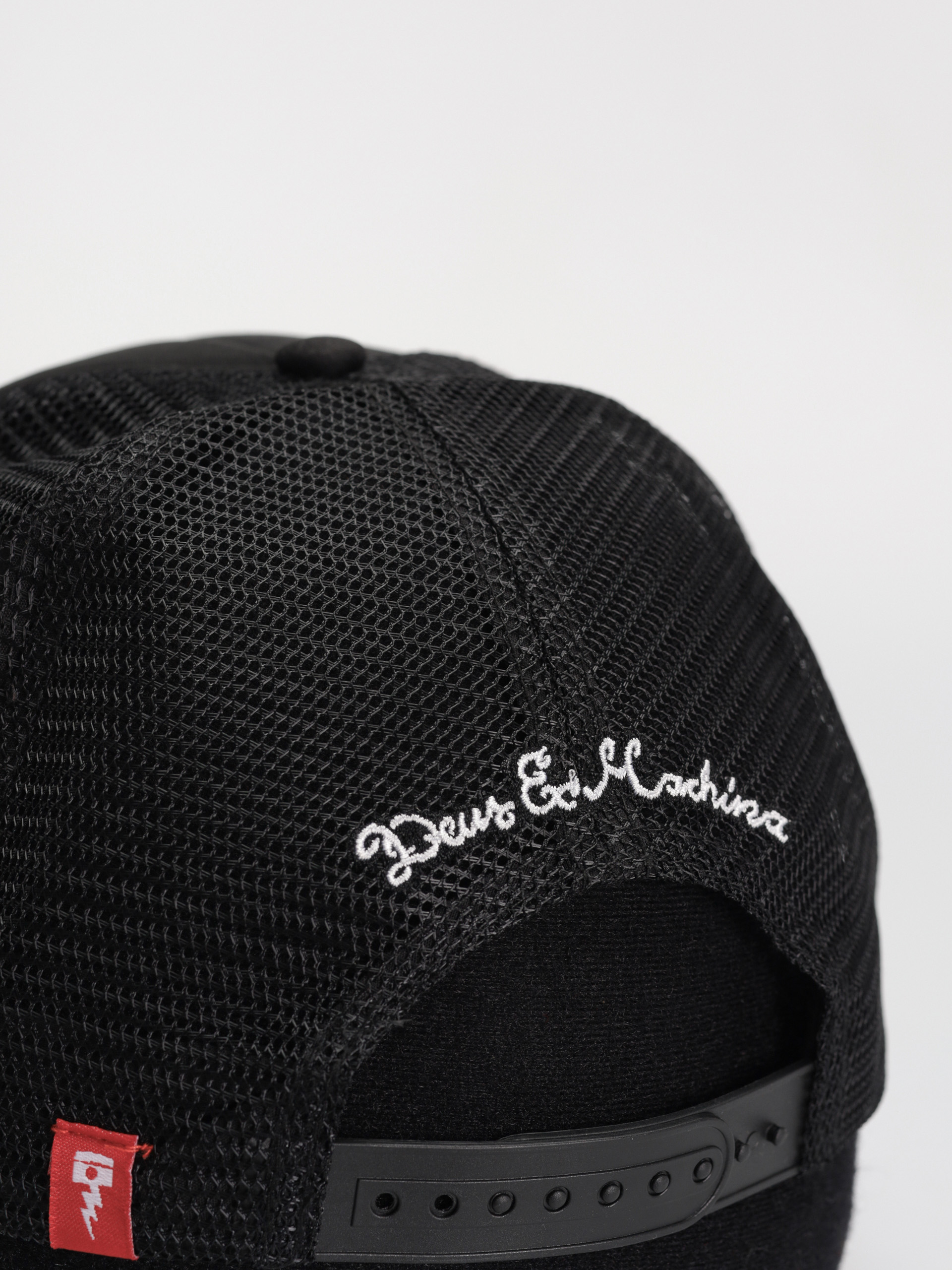 Шапка с козирка Deus Ex Machina Venice Address Trucker (black)