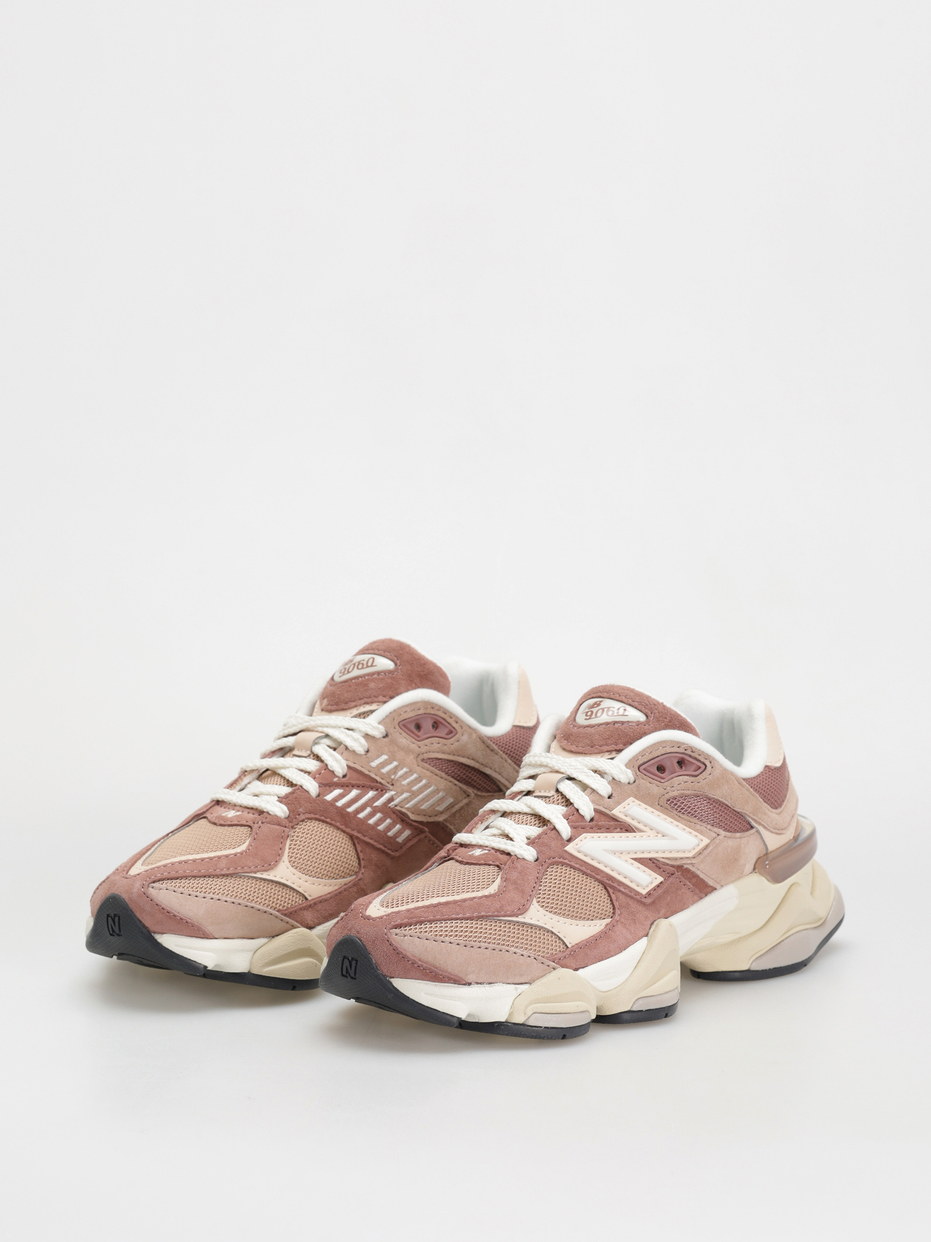 Обувки New Balance 9060 (sparrow)