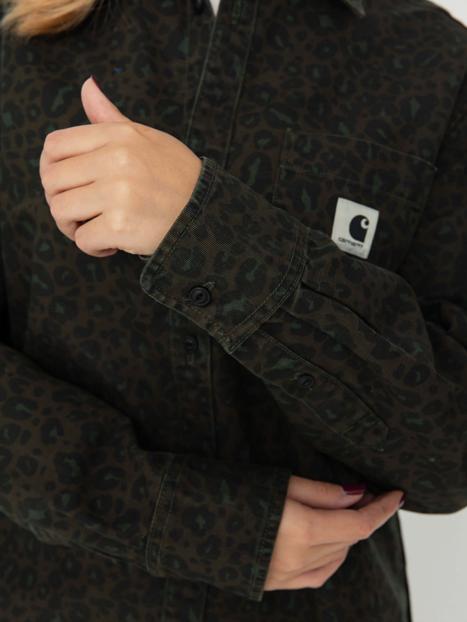 Риза Carhartt WIP Leo Wmn (camo leo/tamarind/office green)