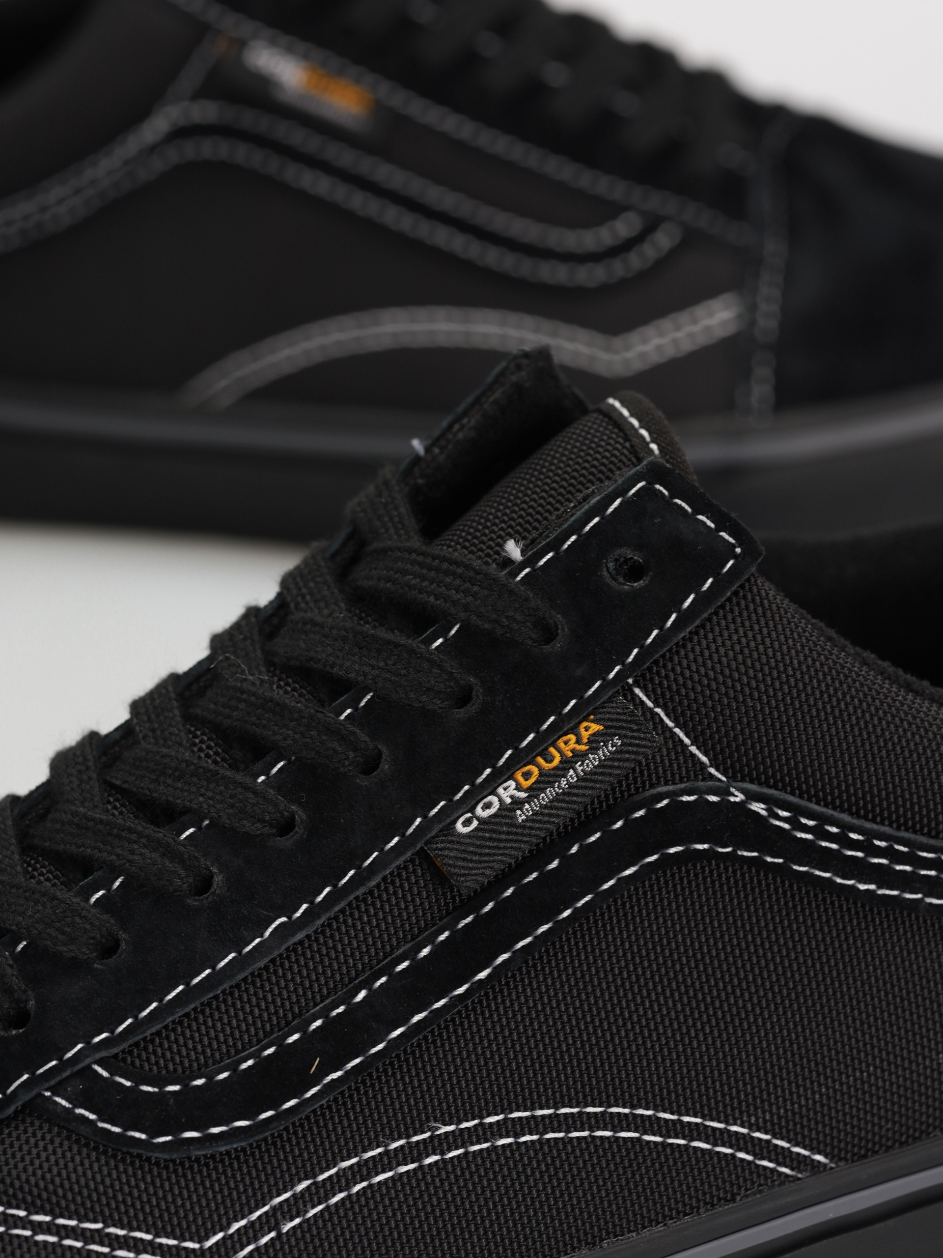 Обувки Vans Old Skool (cordura mix black)