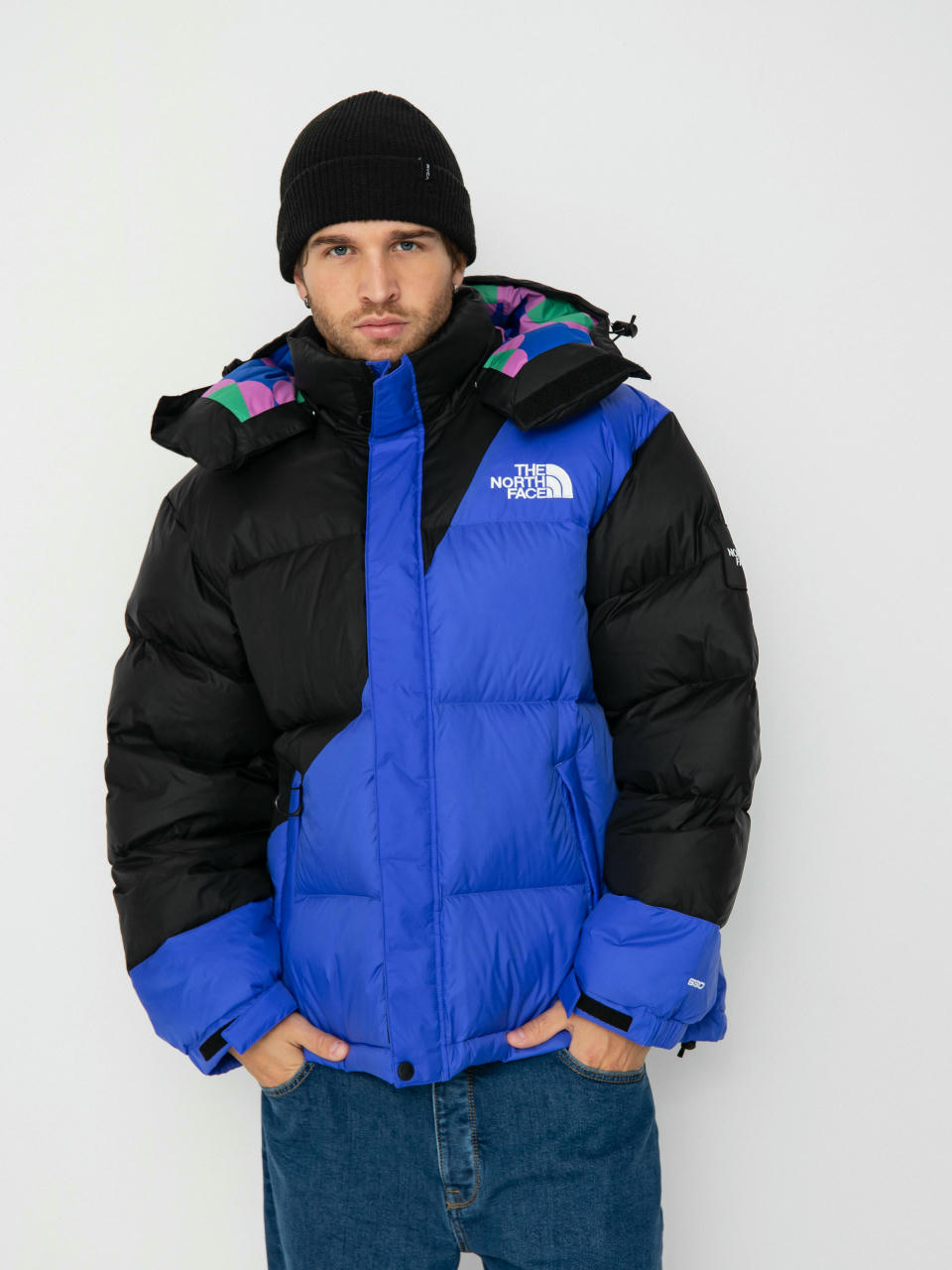 Яке The North Face X Yinka Ilori Down Puffer (tnf black/solar blue)