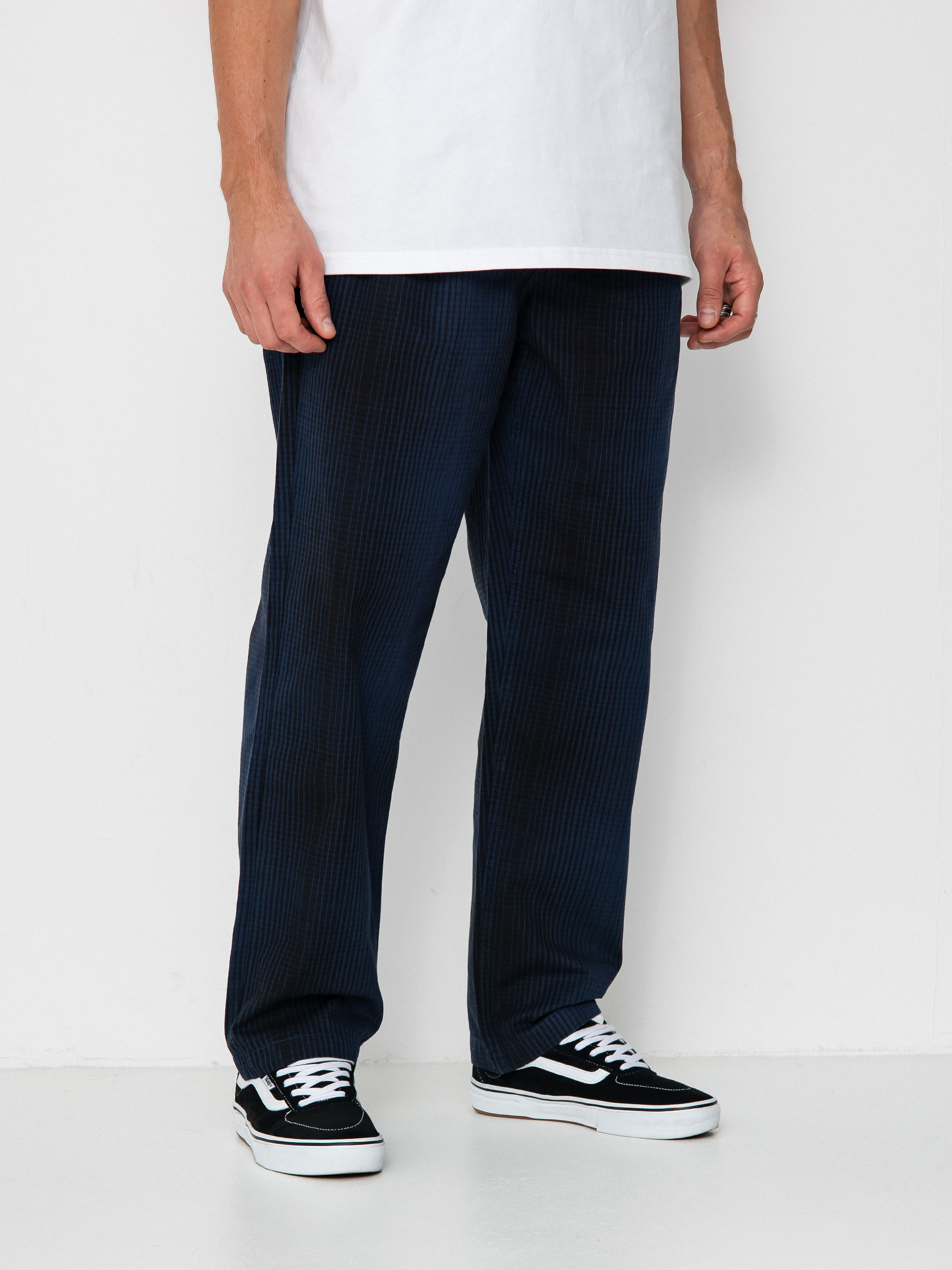Панталони Vans Authentic Chino Loose Tapered Plaid (dress blues/black)