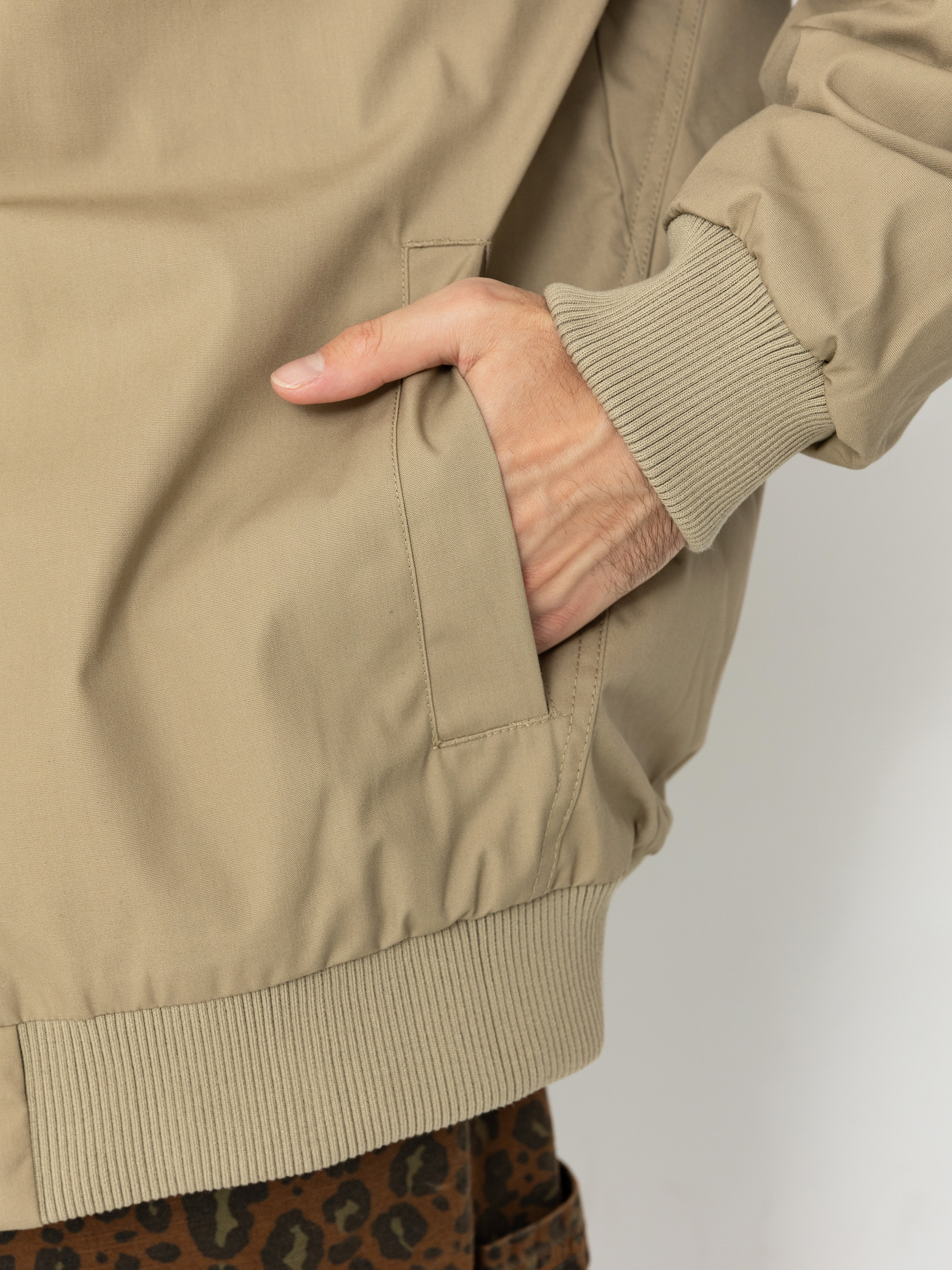 Яке Volcom Hernan 10K (khaki)