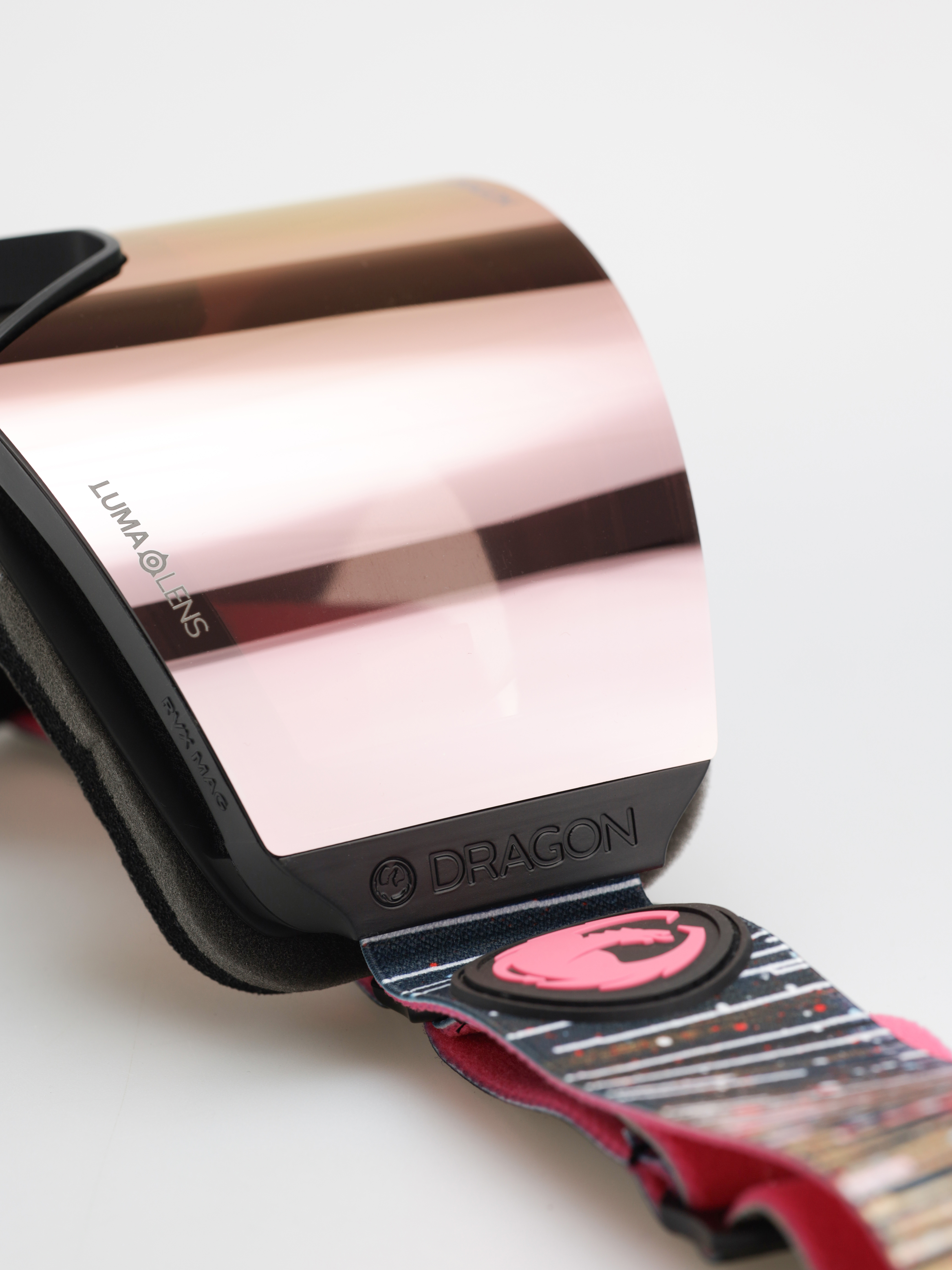 Сноуборд очила Dragon RVX MAG OTG (iguchi24/lumalens rose gold ion+lumalens midnight)