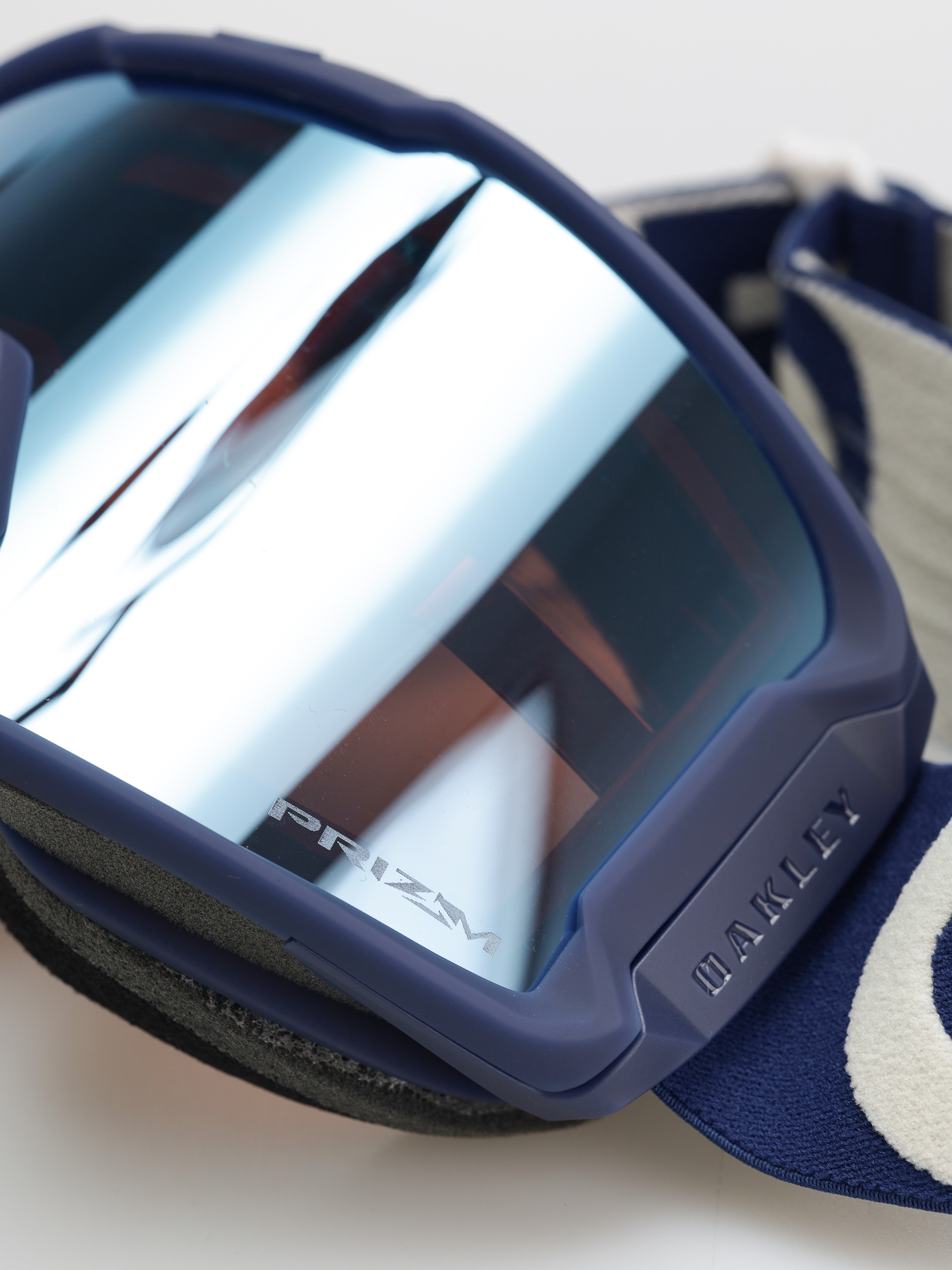 Сноуборд очила Oakley Line Miner L (matte b1b navy/prizm sapphire iridium)