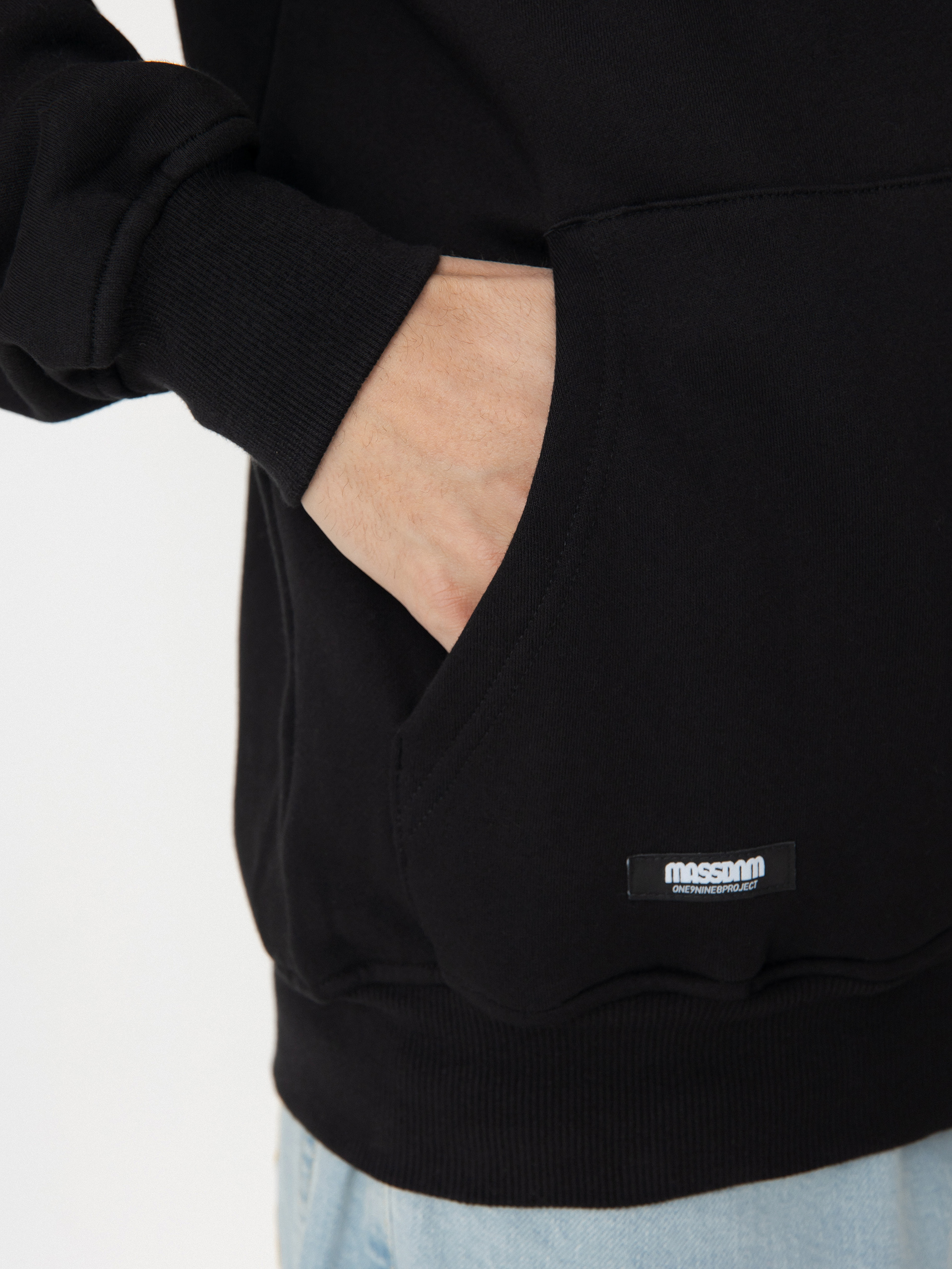 Суитшърт с качулка MassDnm Patch ZHD (black)