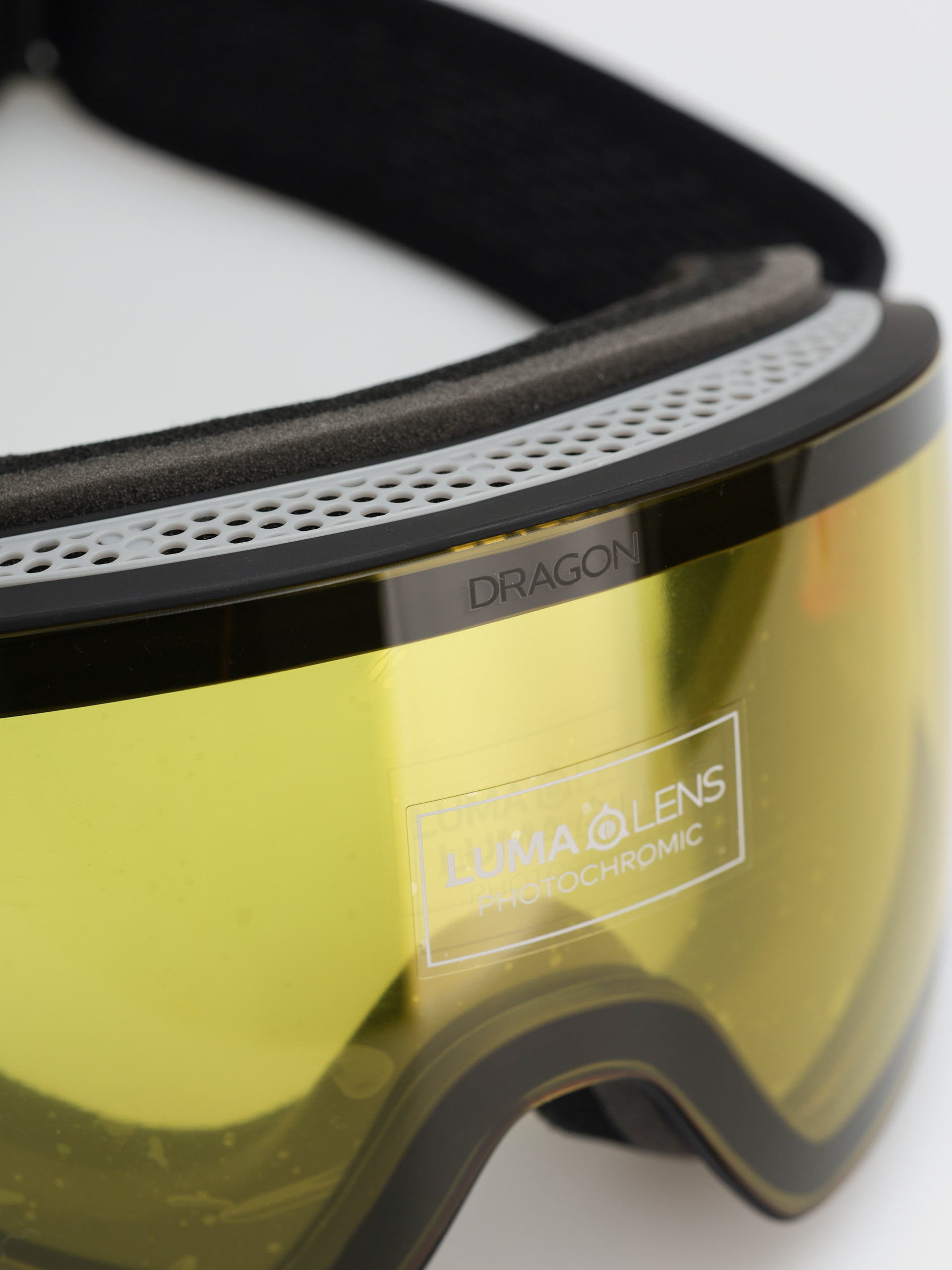 Сноуборд очила Dragon PXV (classicblack/lumalens photochromatic yellow)