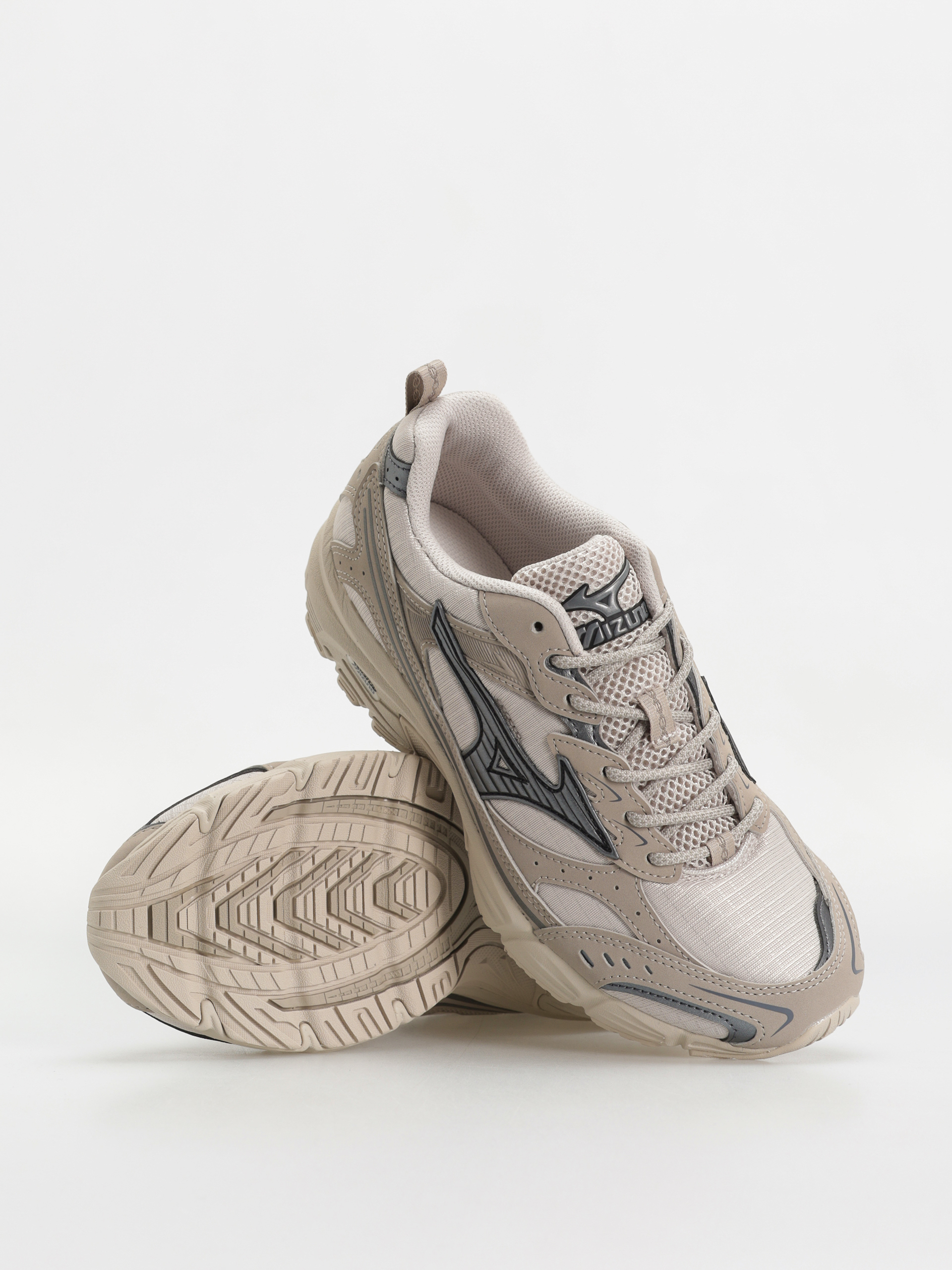 Обувки Mizuno MXR Tech - бежов (silver cloud/metallic gray/vintage