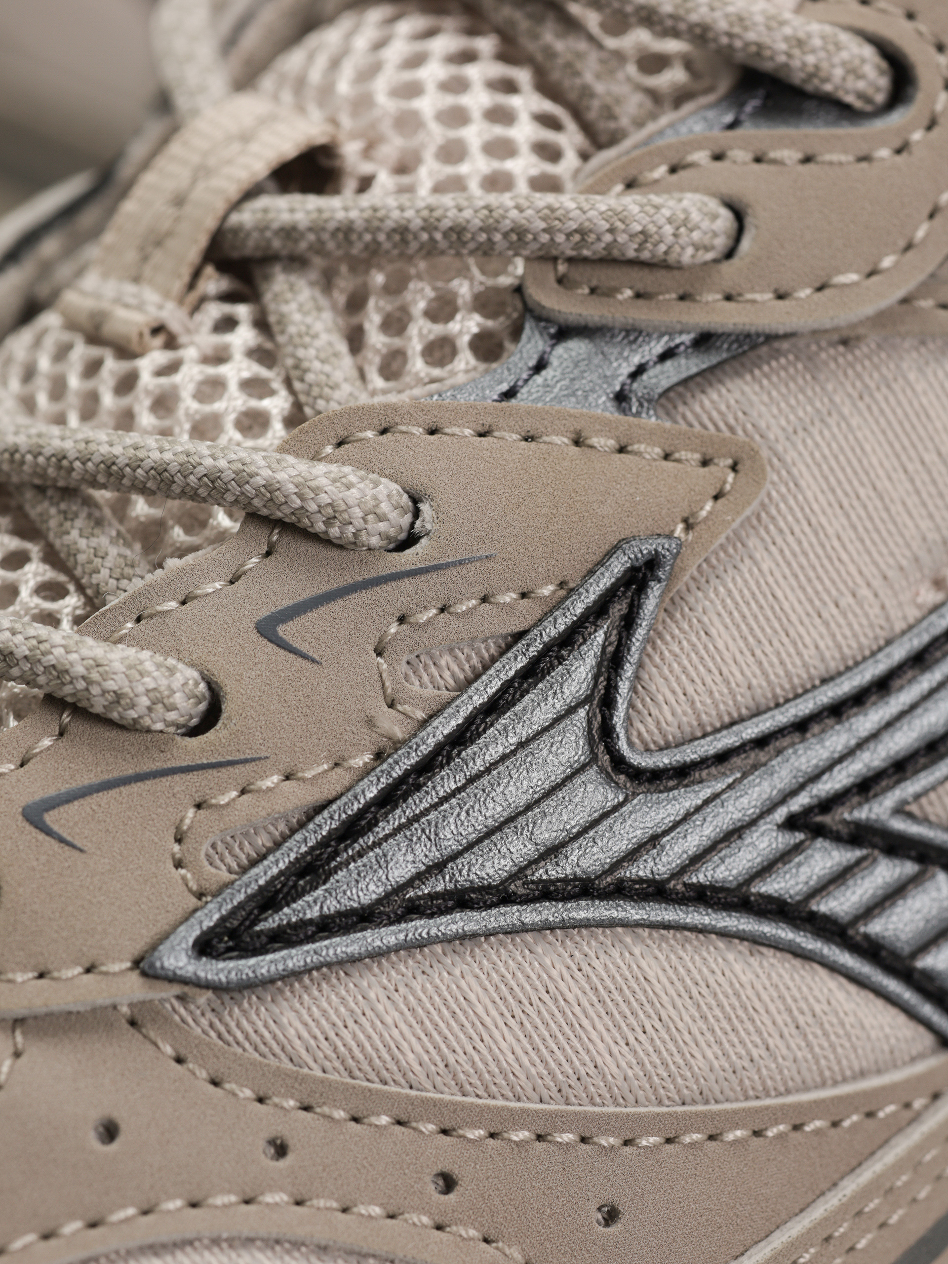 Обувки Mizuno MXR Tech (silver cloud/metallic gray/vintage khaki)