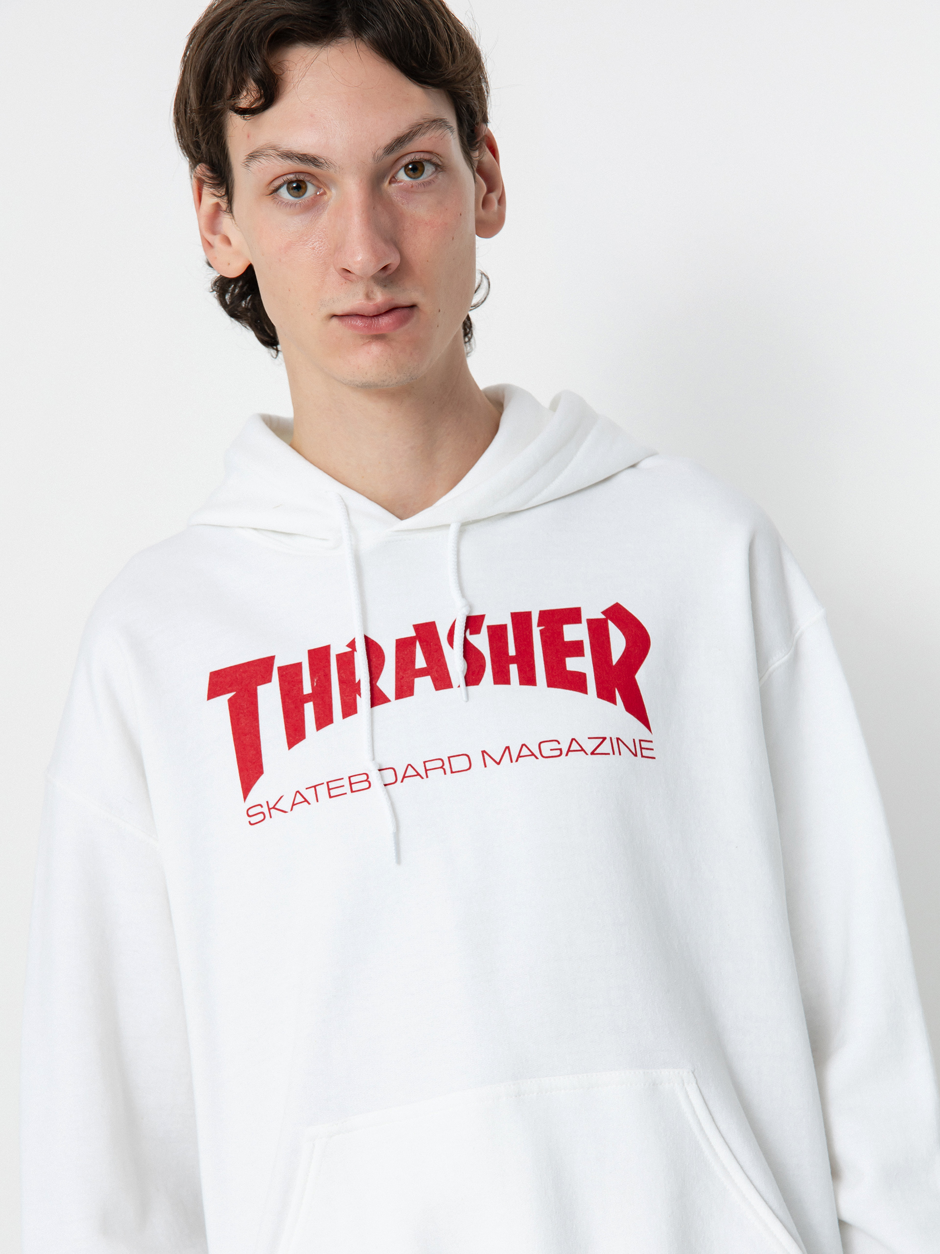 Суитшърт с качулка Thrasher Skate Mag HD (white/red)