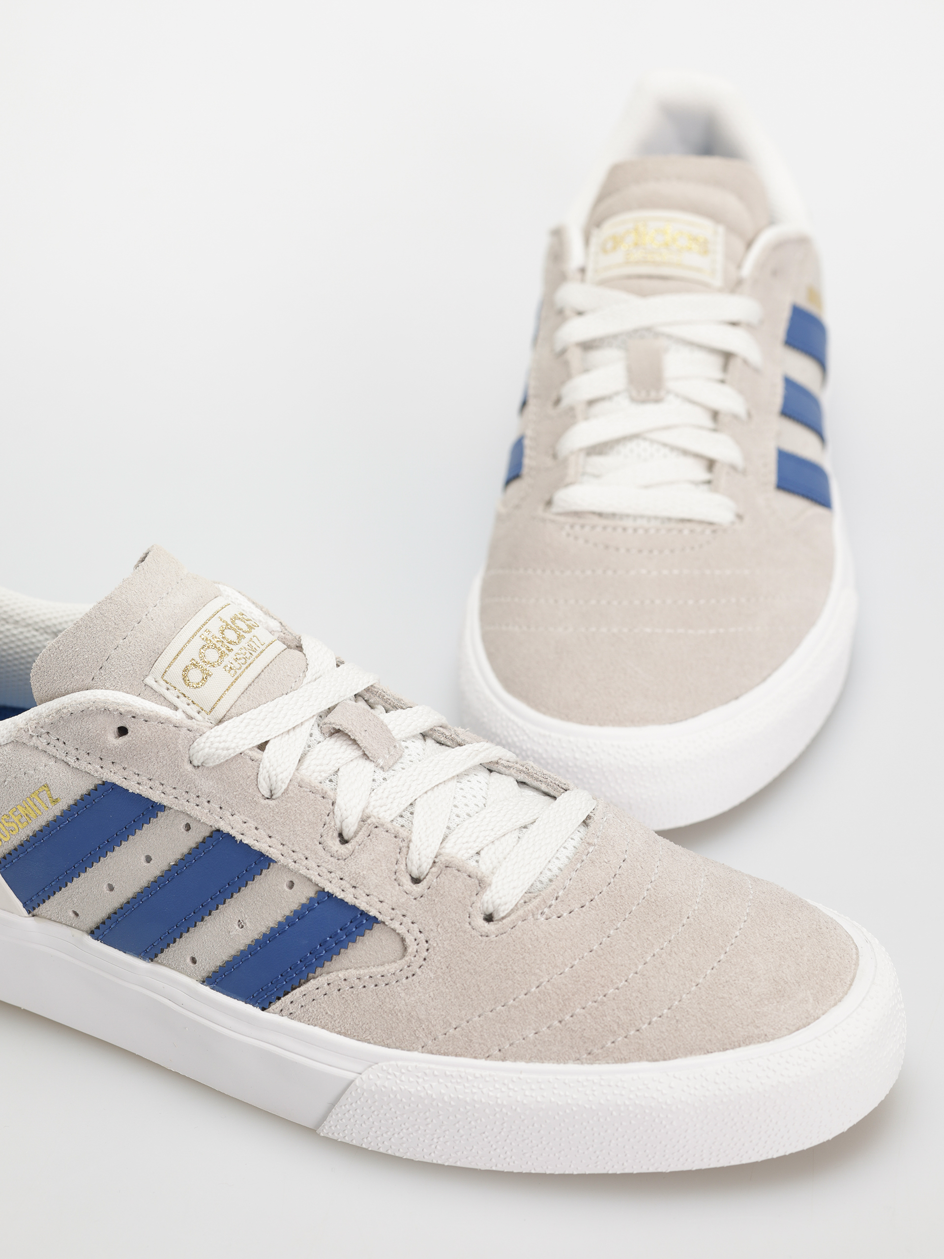 Обувки adidas Busenitz Vulc II (crywht/royblu/goldmt)