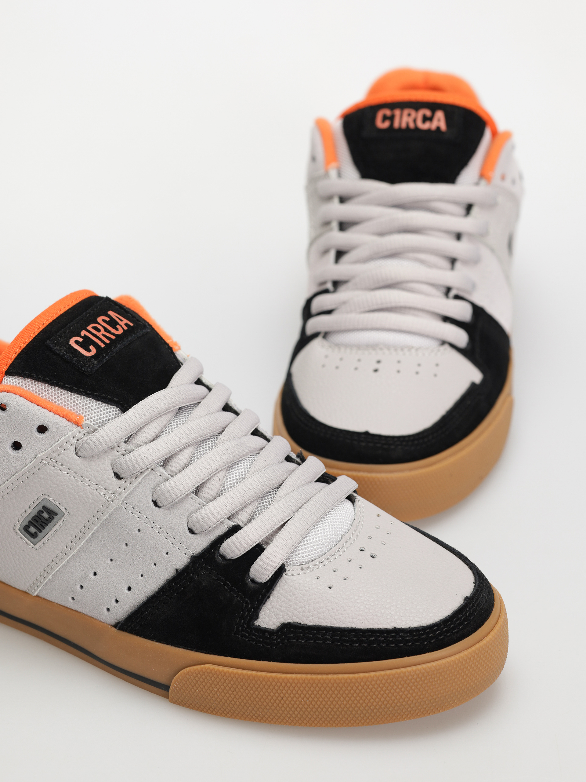 Обувки Circa Widowmaker (black/orange/gum)