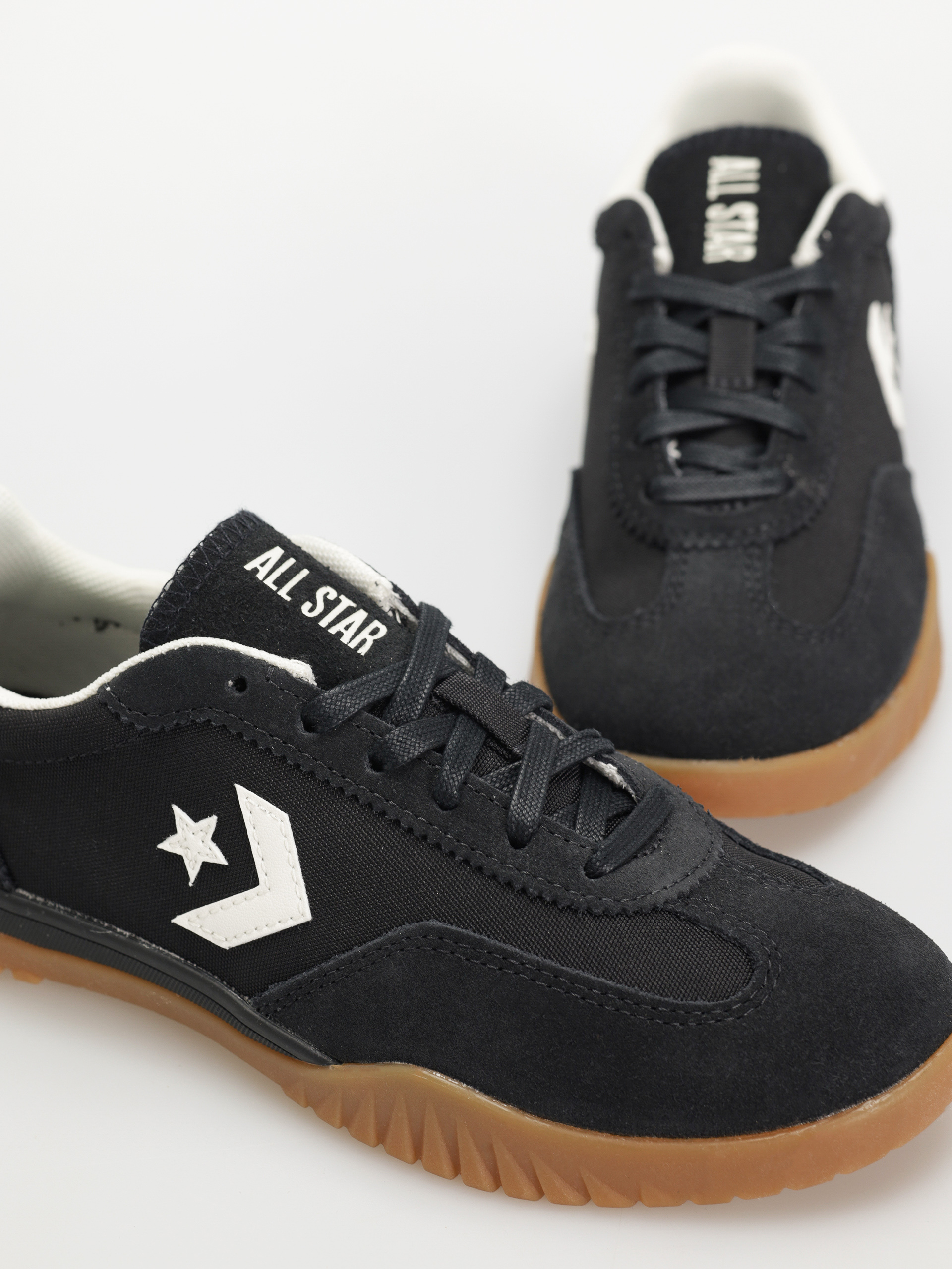 Обувки Converse Run Star Trainer (black/egret/honey)