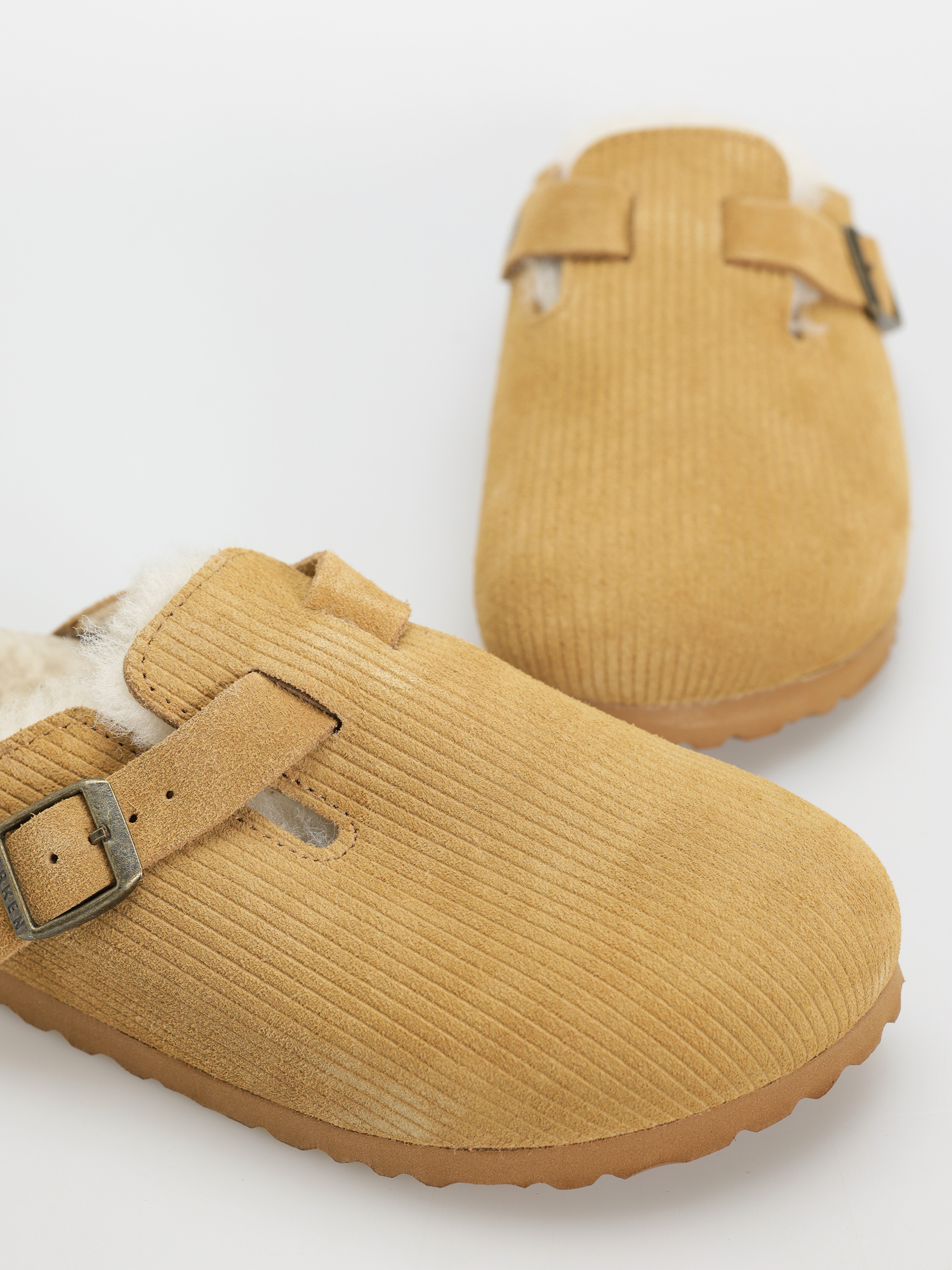 Чехли Birkenstock Boston VL Fell Suede Leather Fur Narrow Wmn (corduroy cork brown)