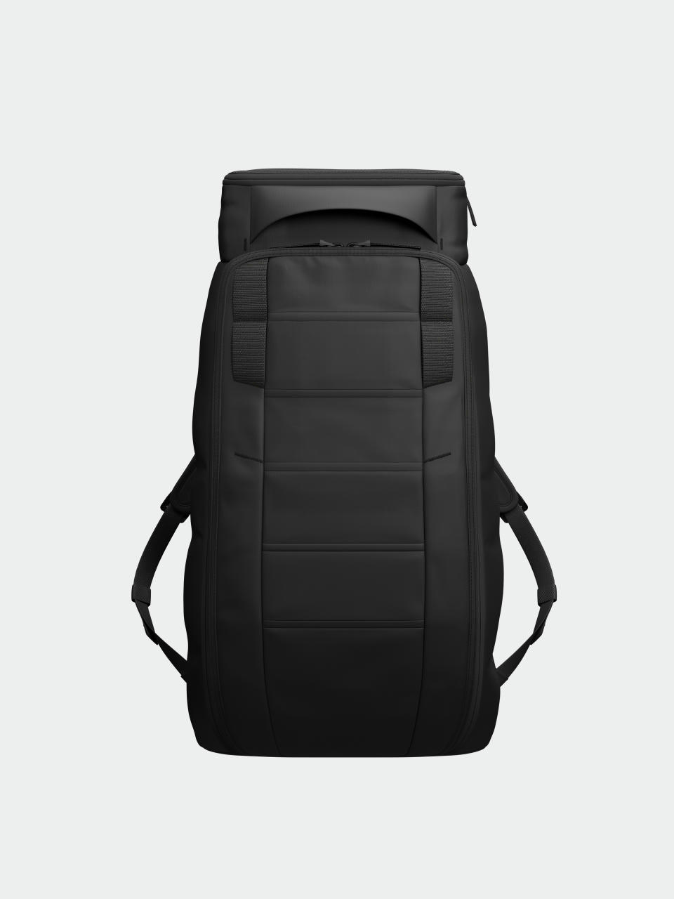 Раница Db Hugger 30L (black out)