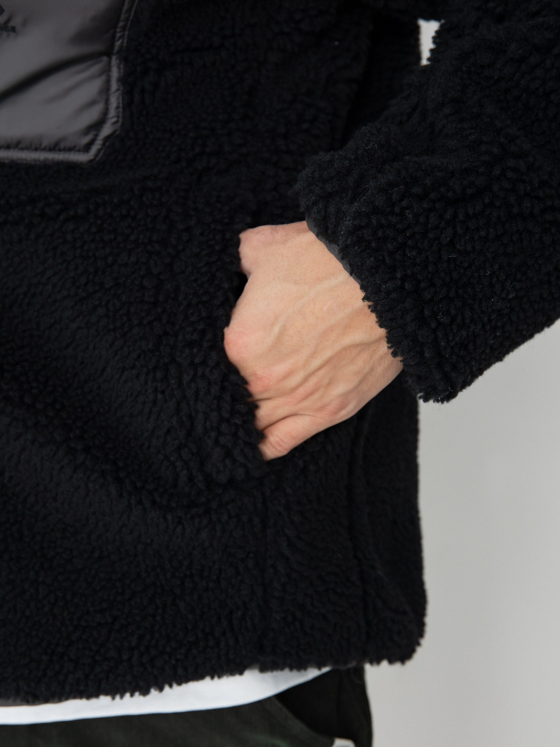 Яке Converse Reversible Sherpa (converse black / dark matter)