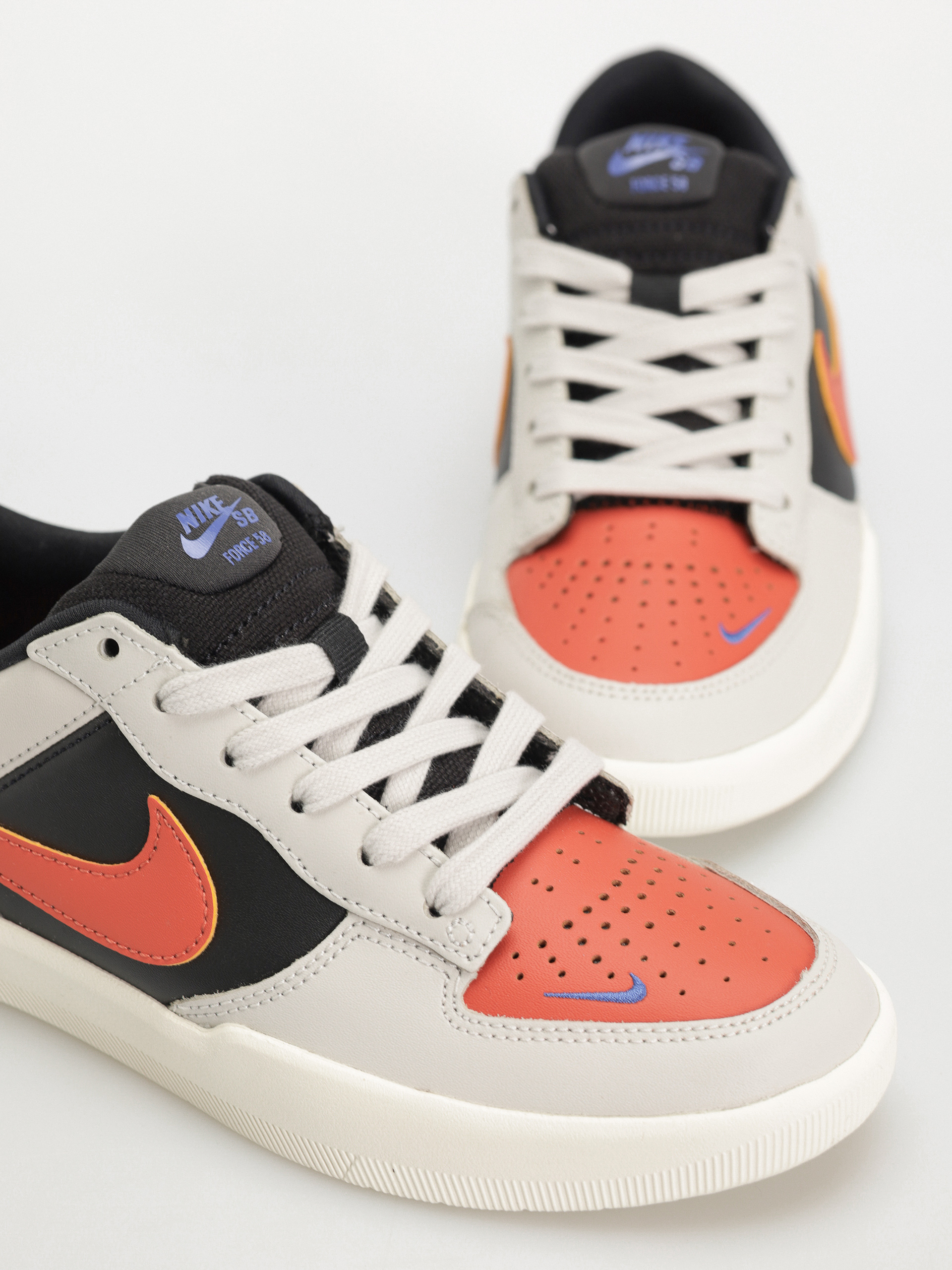 Обувки Nike SB Force 58 Premium (light bone/cosmic clay black)