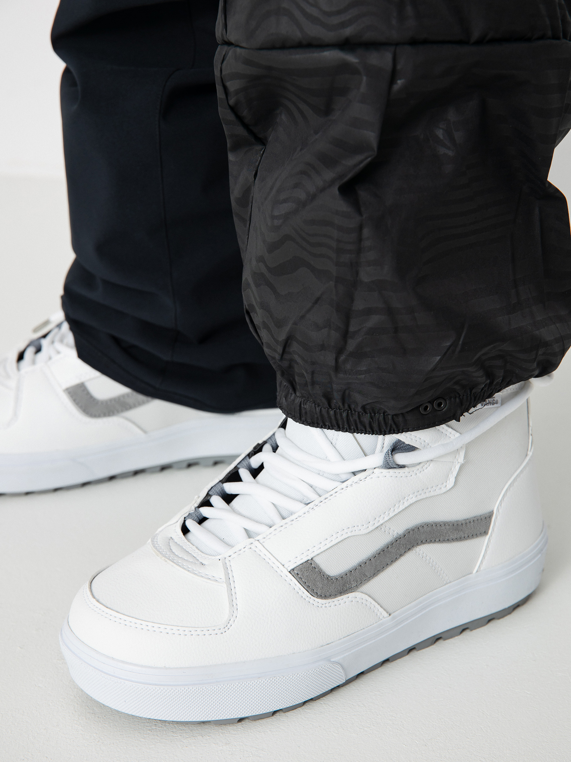 Мъжко Сноуборд панталони Volcom Freakin Snow Chino (black)