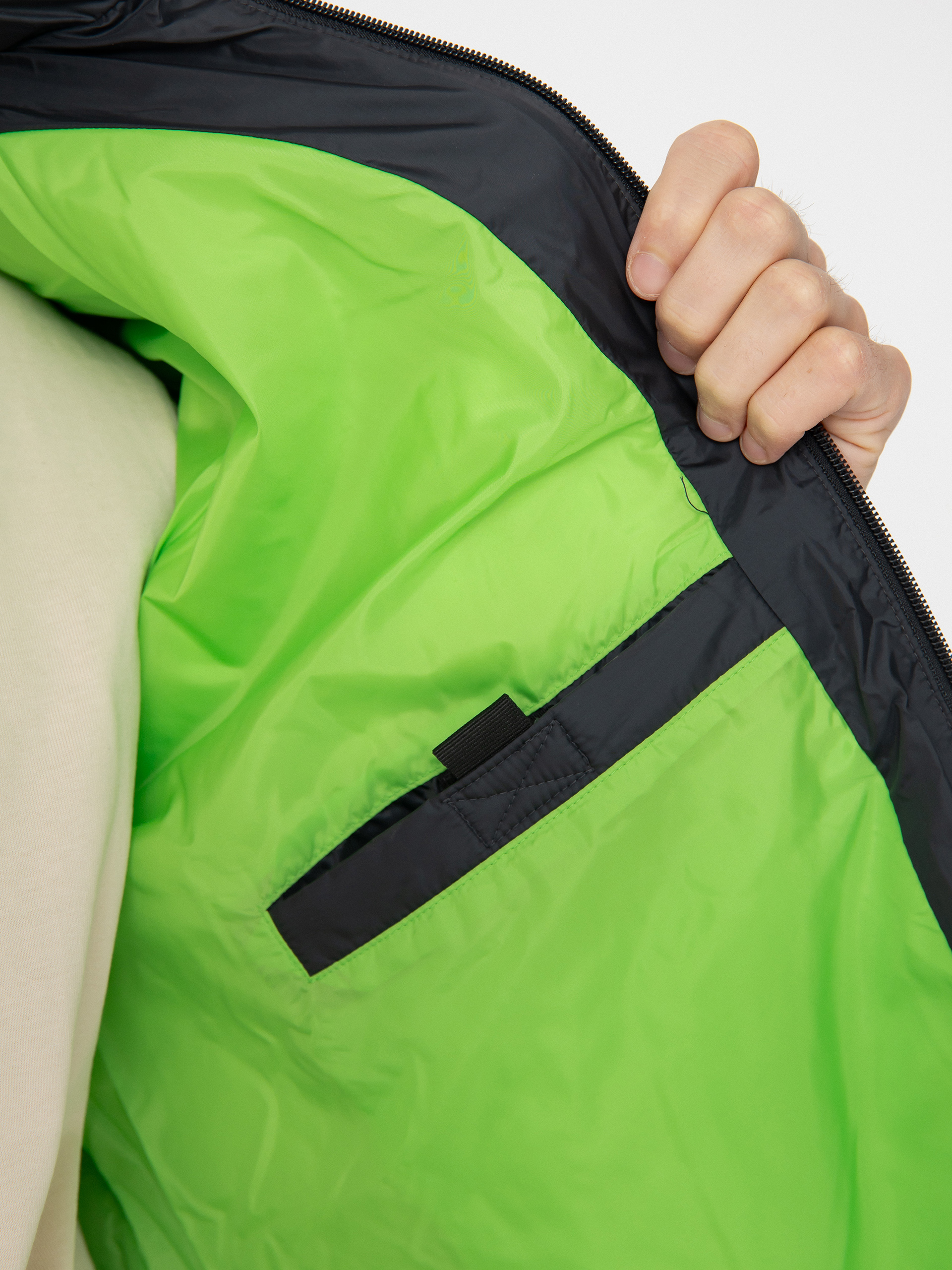 Яке Volcom Weestone Puff (black)