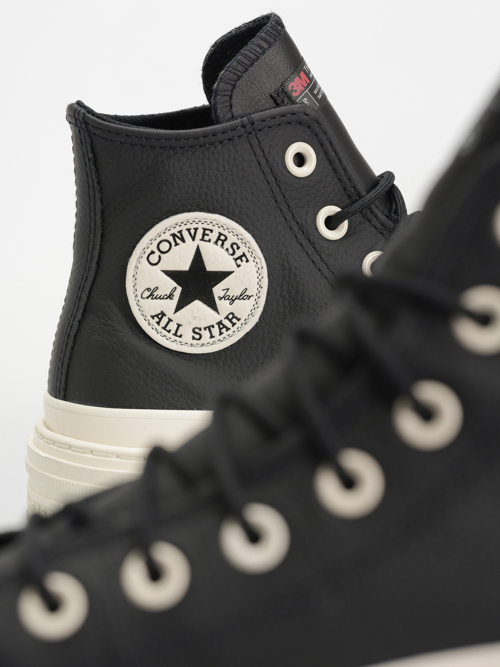 Обувки Converse Chuck Taylor All Star Lugged Heel Platform Waterproof Wmn (black/black/egret)