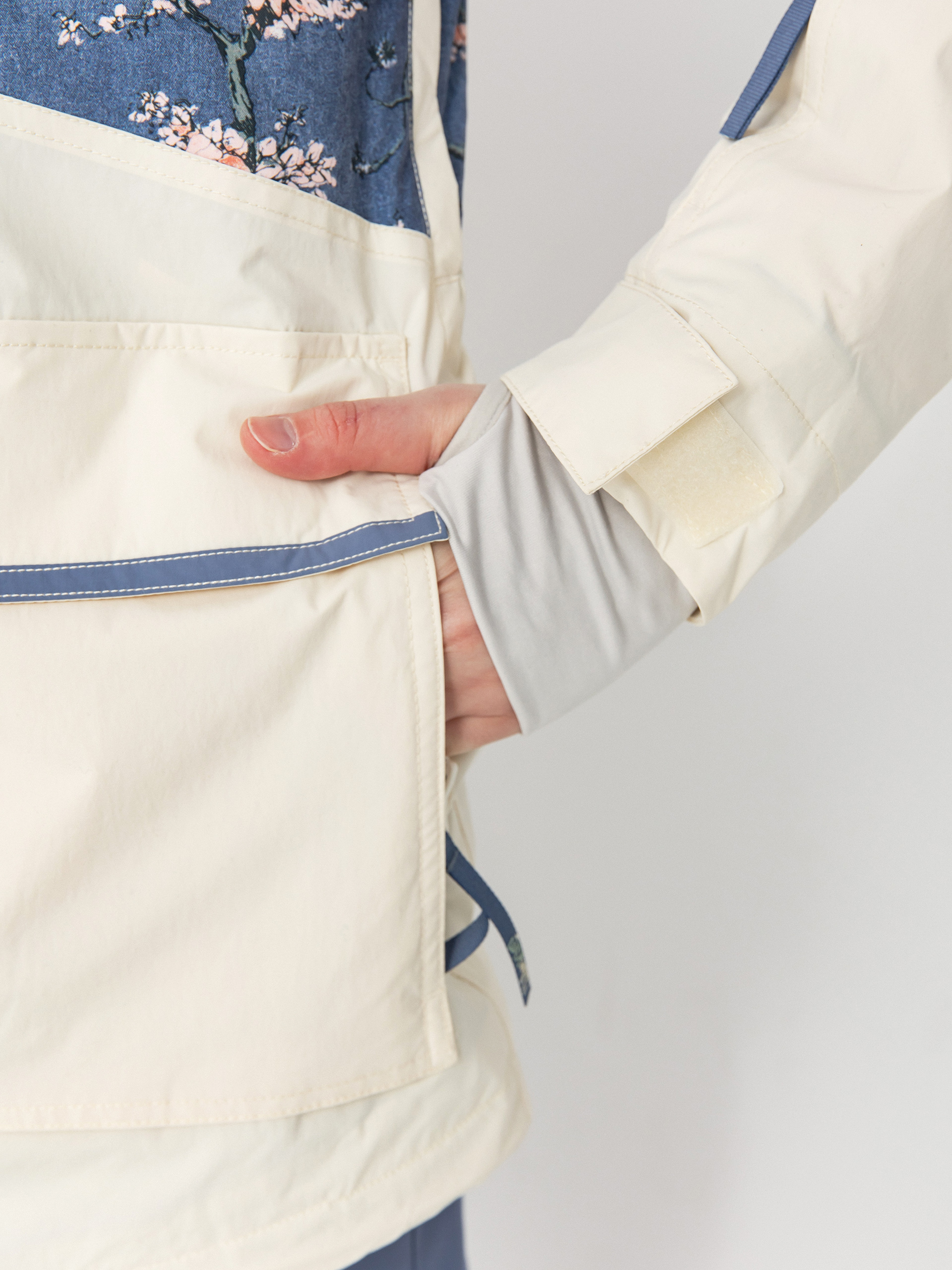 Дамска Сноуборд яке Roxy Chloe Kim Parka (chloe blossom)