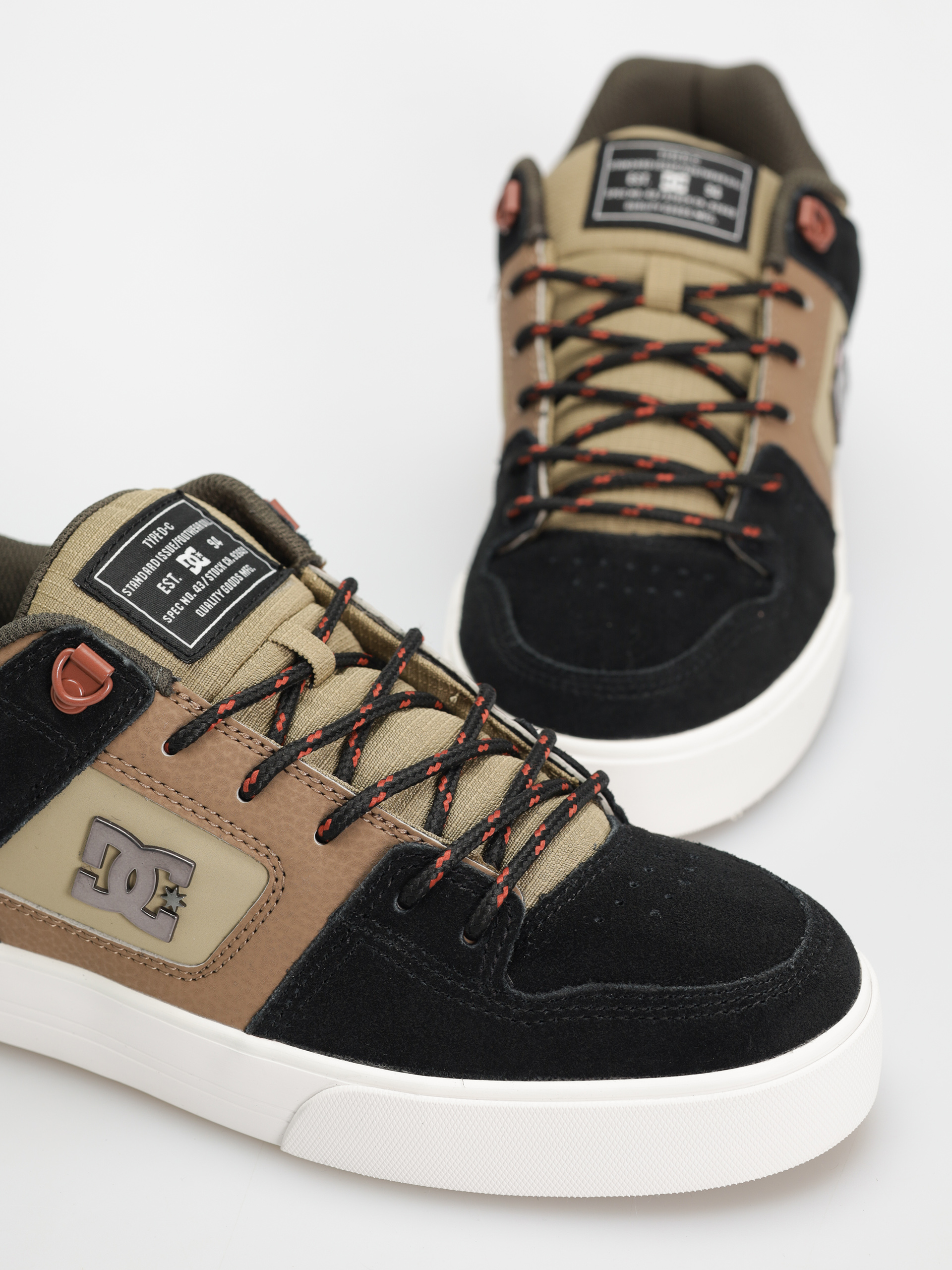 Обувки DC Pure Wnt (brown/brown/green)