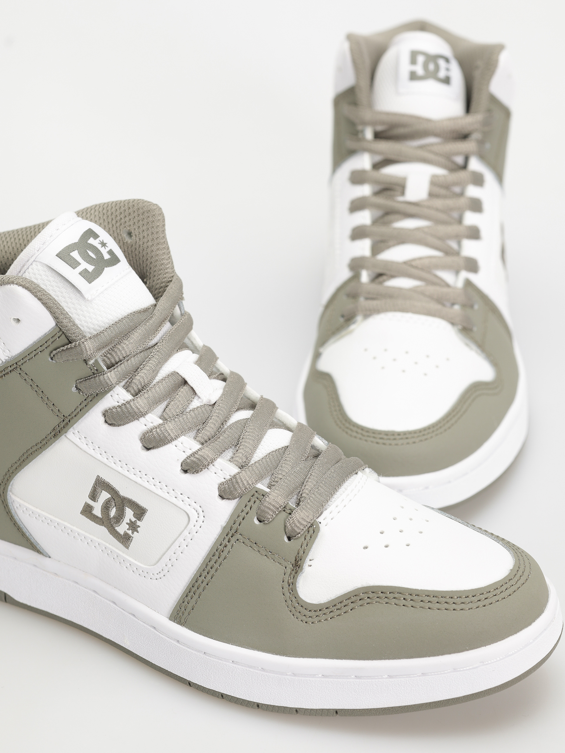 Обувки DC Manteca 4 Hi (white/olive)