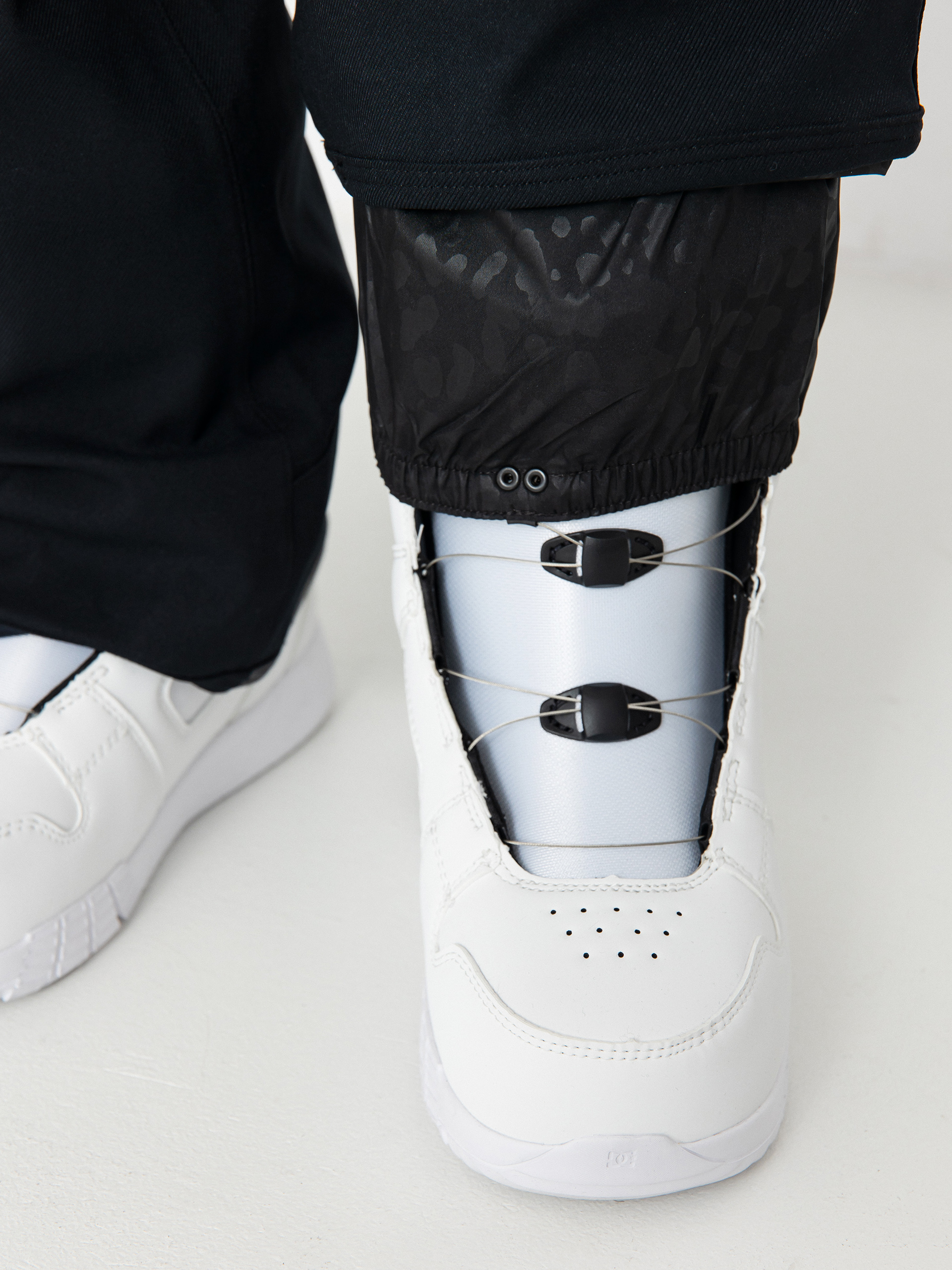 Дамско Сноуборд панталони Volcom Genus Stretch (black)