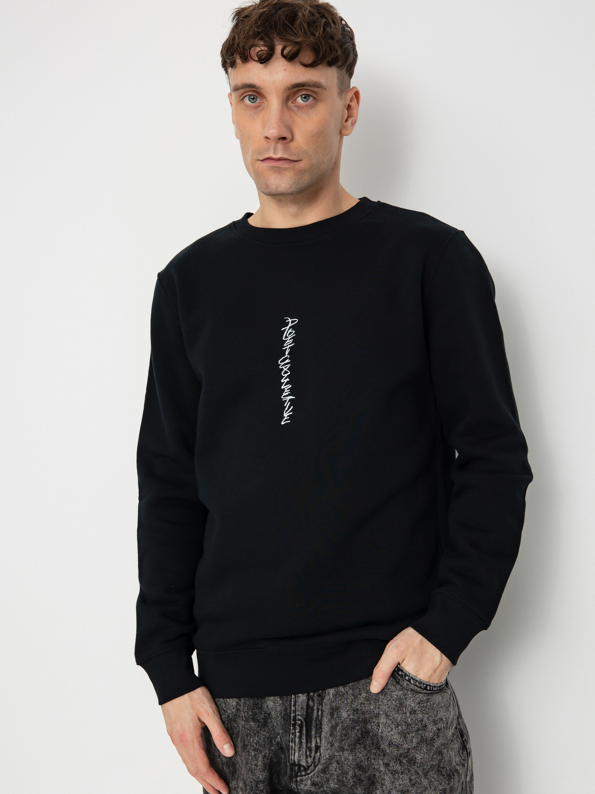 Суитшърт Poetic Collective Demon Crewneck (black)