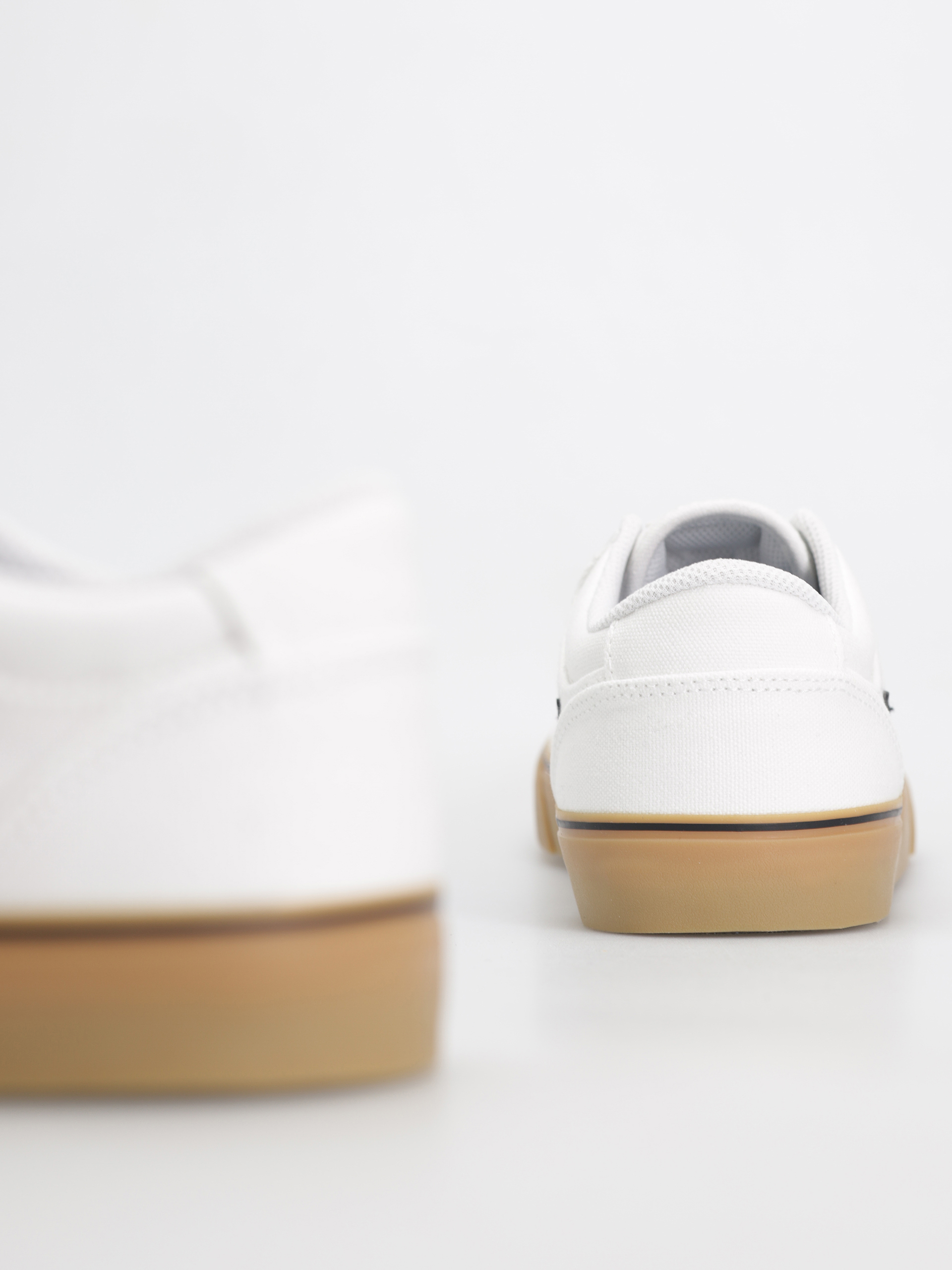 Обувки Nike SB Chron 2 Canvas (white/black white gum light brown)