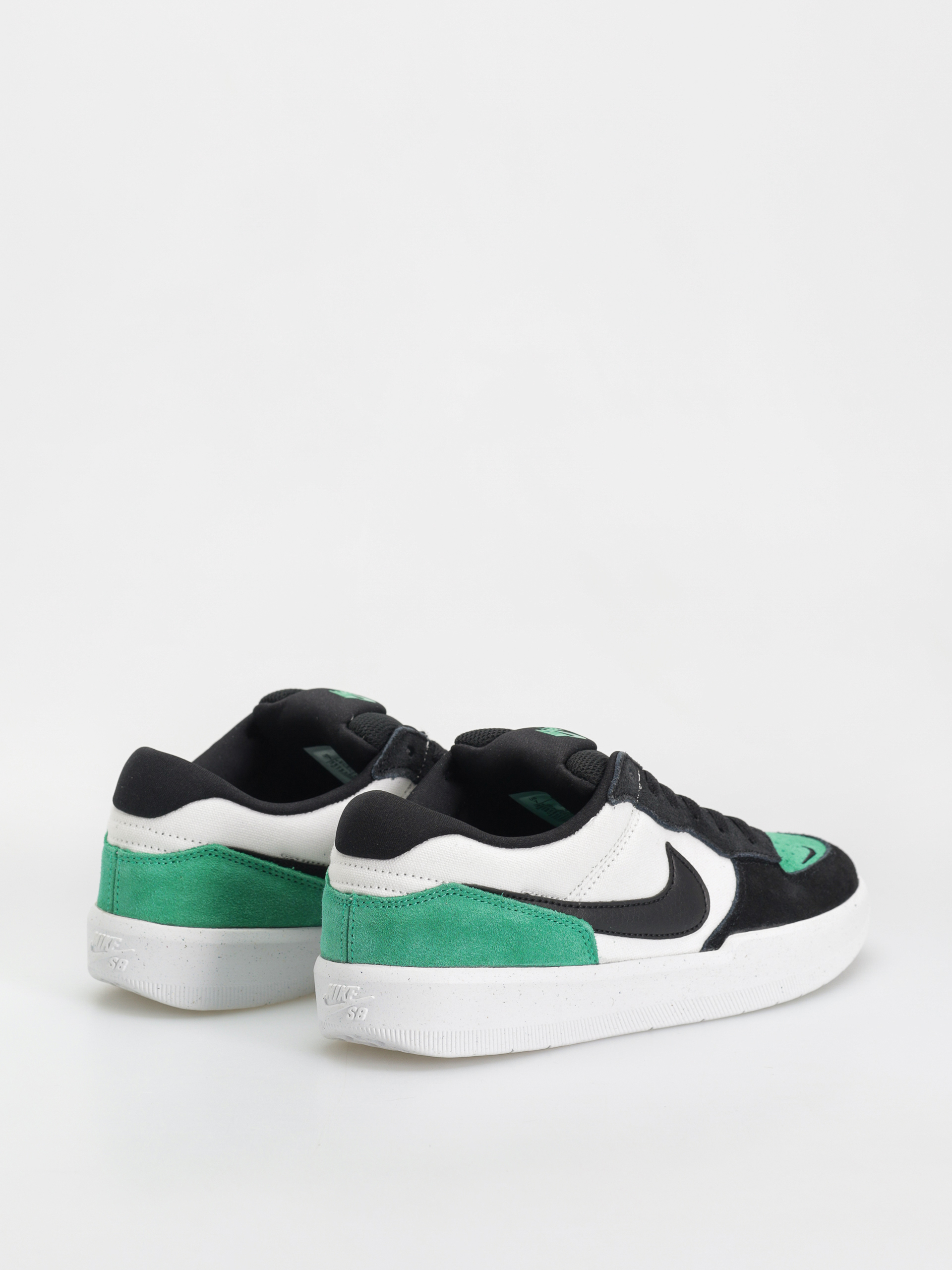 Обувки Nike SB Force 58 (white/black stadium green white)