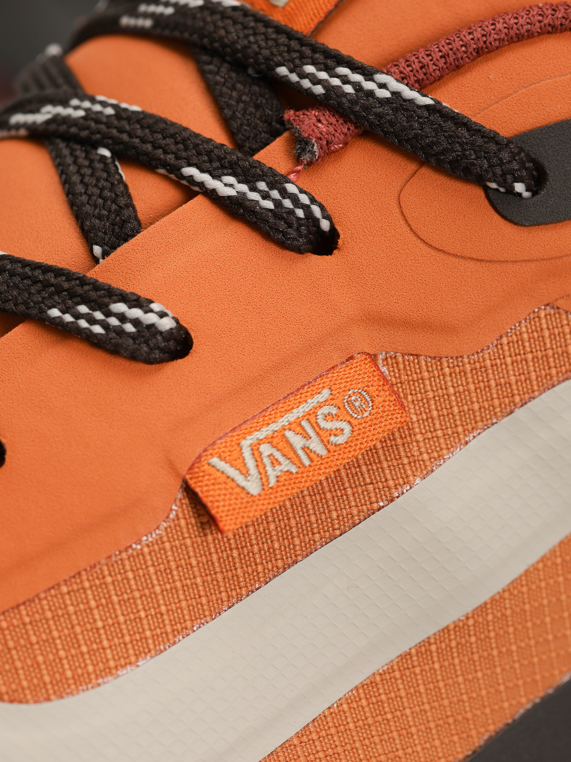 Обувки Vans Mte Crosspath (marmalade)
