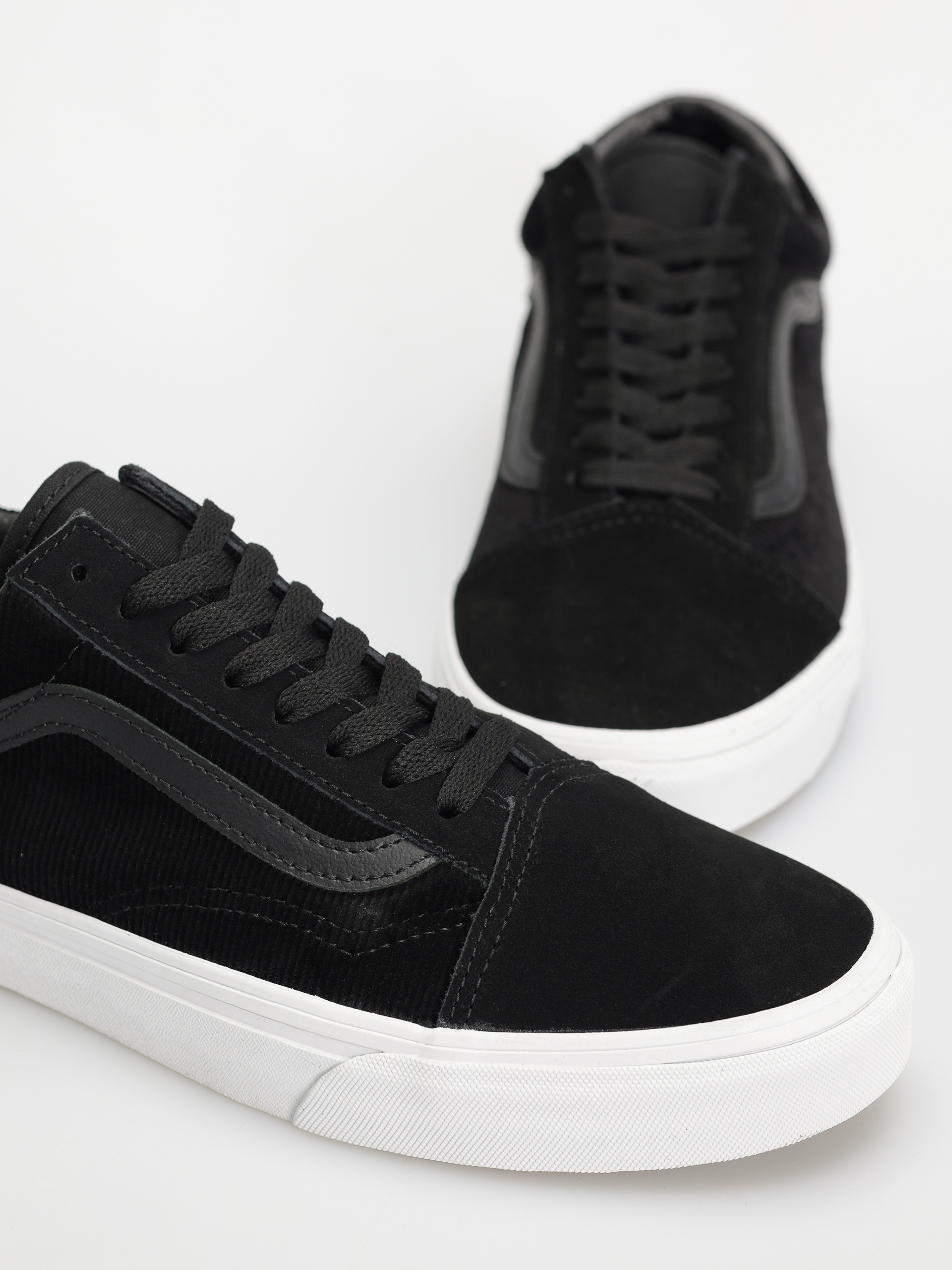 Обувки Vans Old Skool (corduroy black)