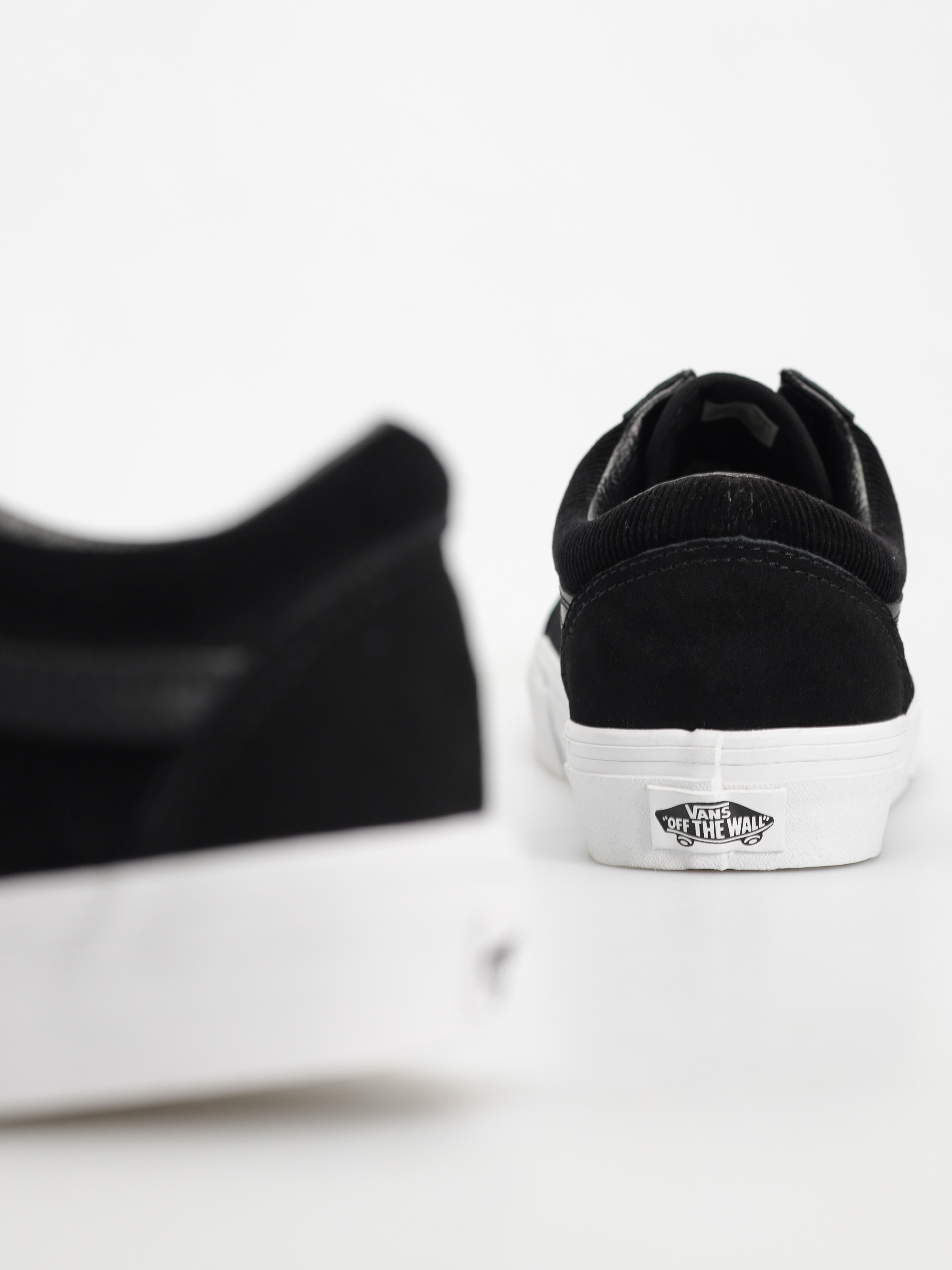 Обувки Vans Old Skool (corduroy black)