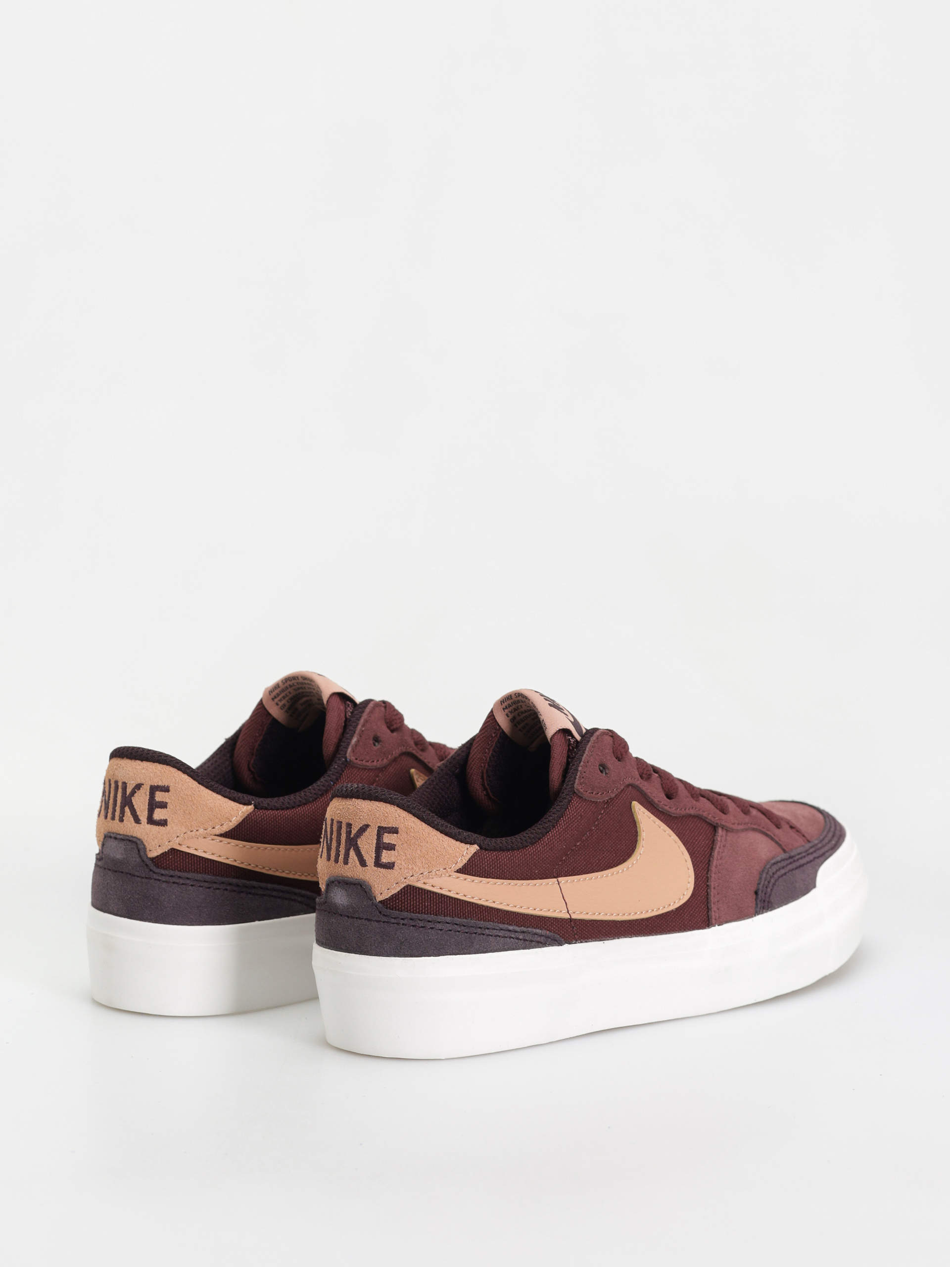 Обувки Nike SB Zoom Pogo Plus (burgundy crush/dusted clay burgundy ash)