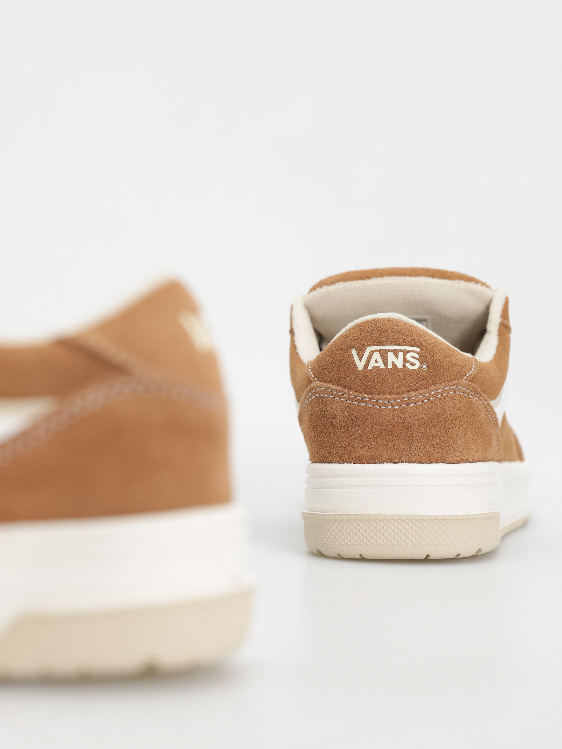Обувки Vans Hylane (brown)
