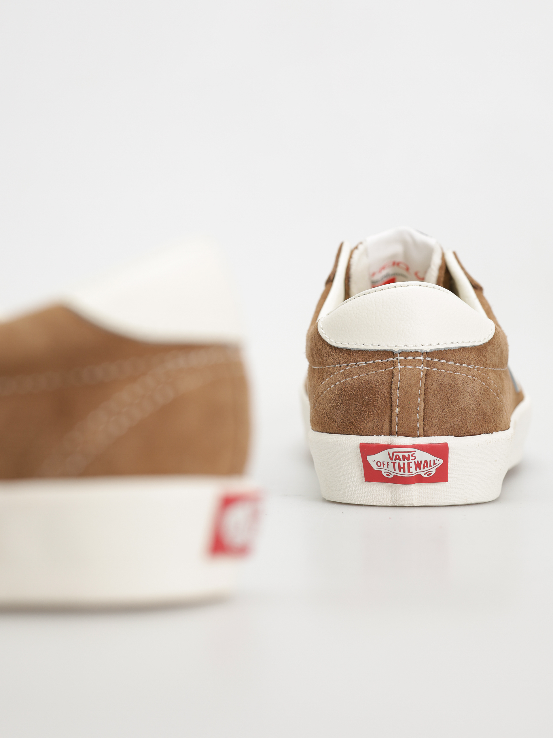Обувки Vans Sport Low (pig suede brown)