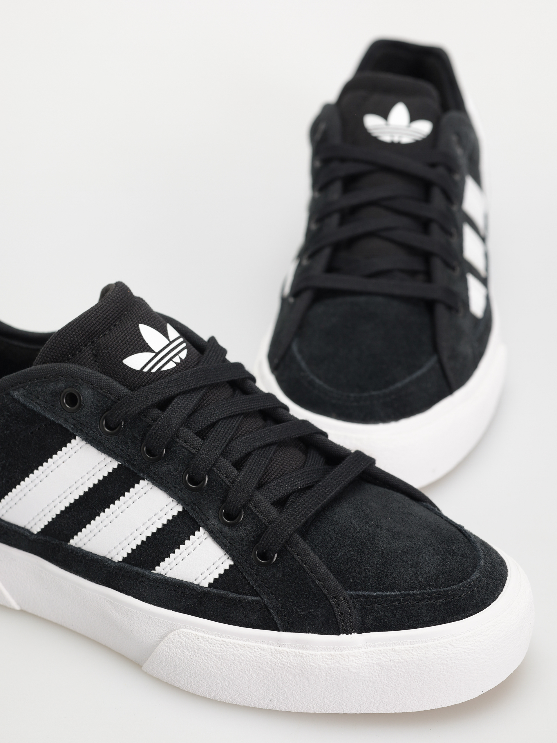 Обувки adidas Court Tns Premiere (cblack/ftwwht/ftwwht)