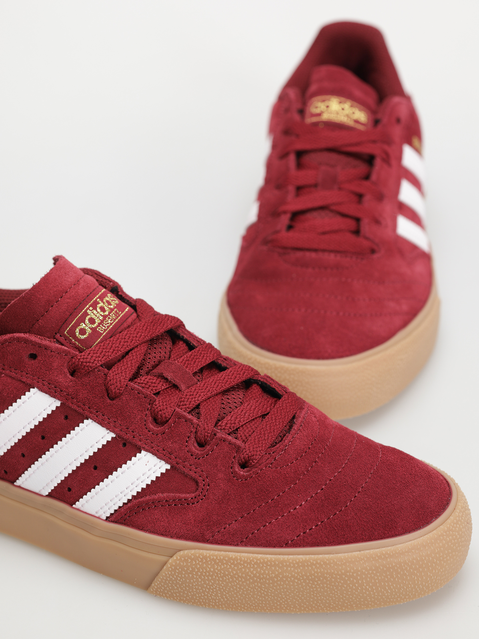 Обувки adidas Busenitz Vulc II (supcol/ftwwht/goldmt)