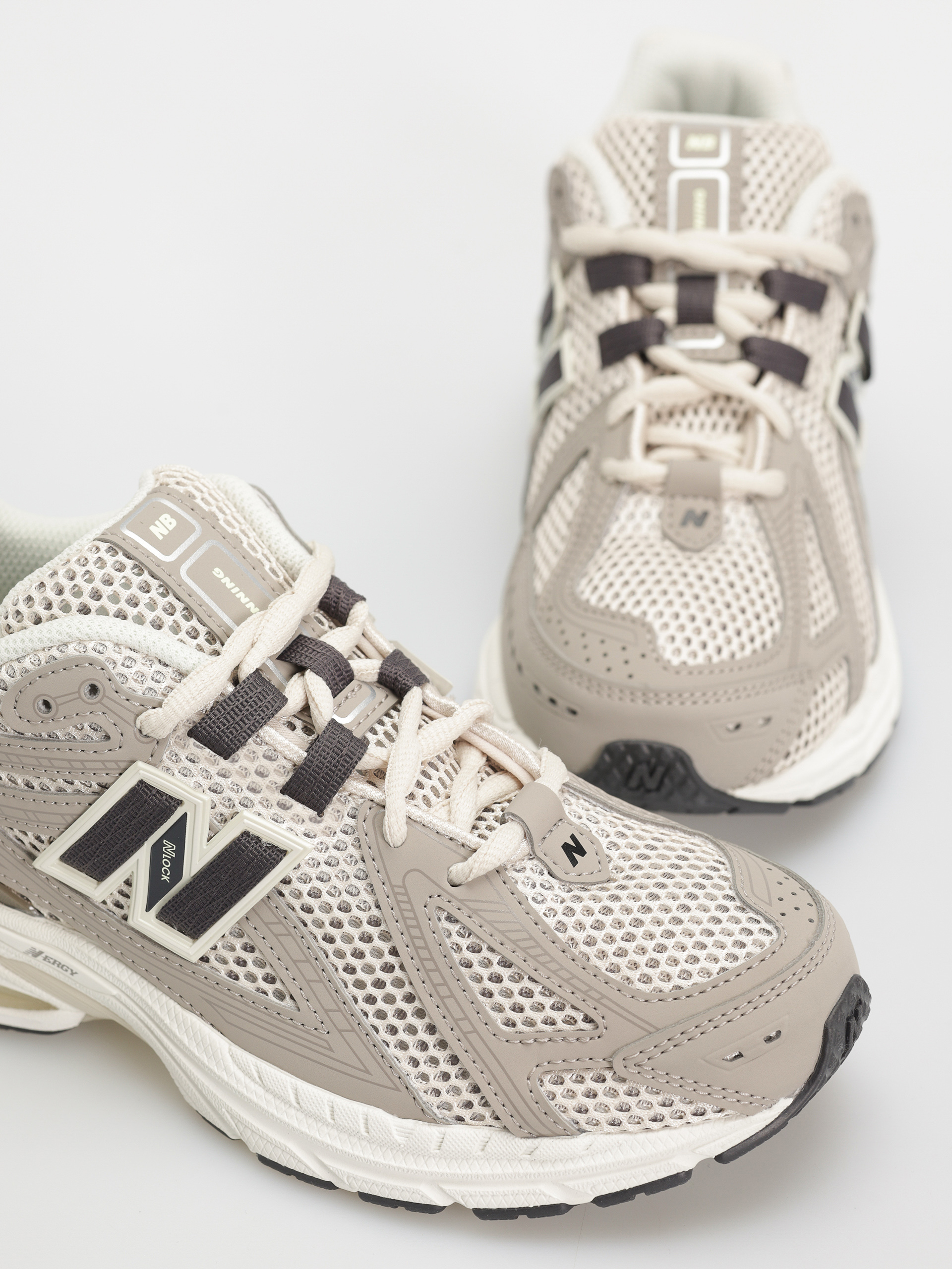 Обувки New Balance 1906 JR (arid stone)