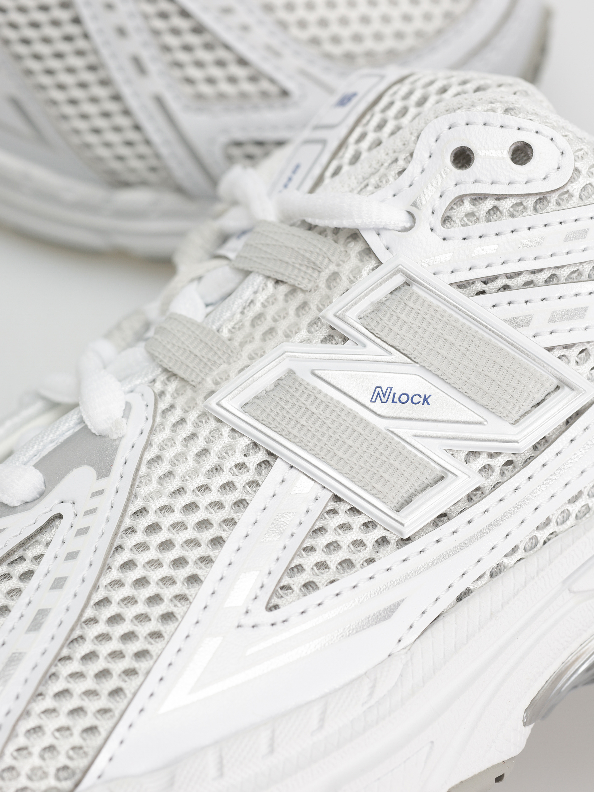 Обувки New Balance 1906 JR (white)