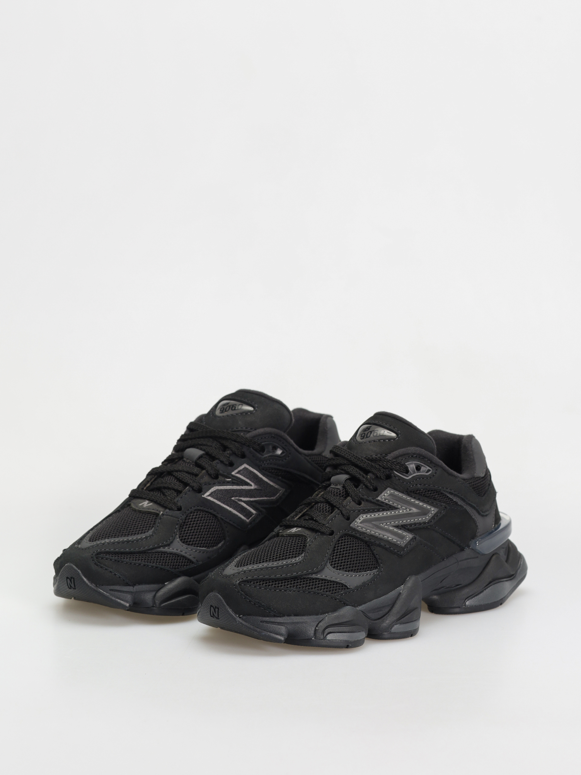Обувки New Balance 9060 (black)