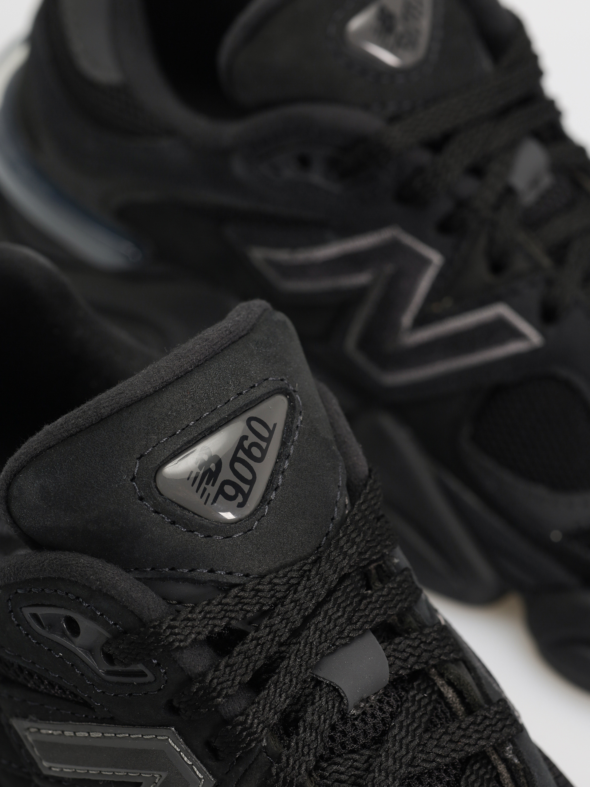 Обувки New Balance 9060 (black)