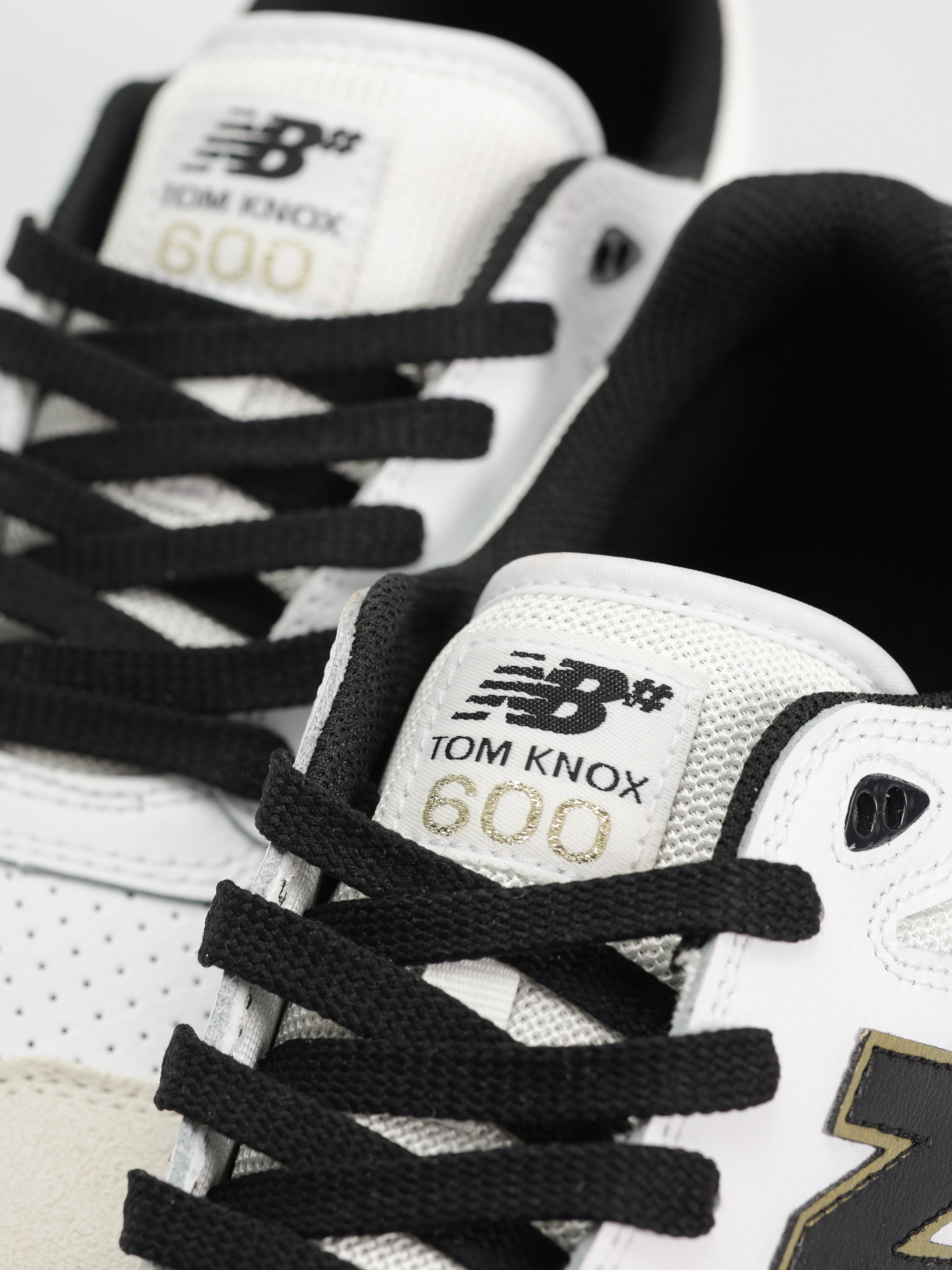 Обувки New Balance 600 (white)